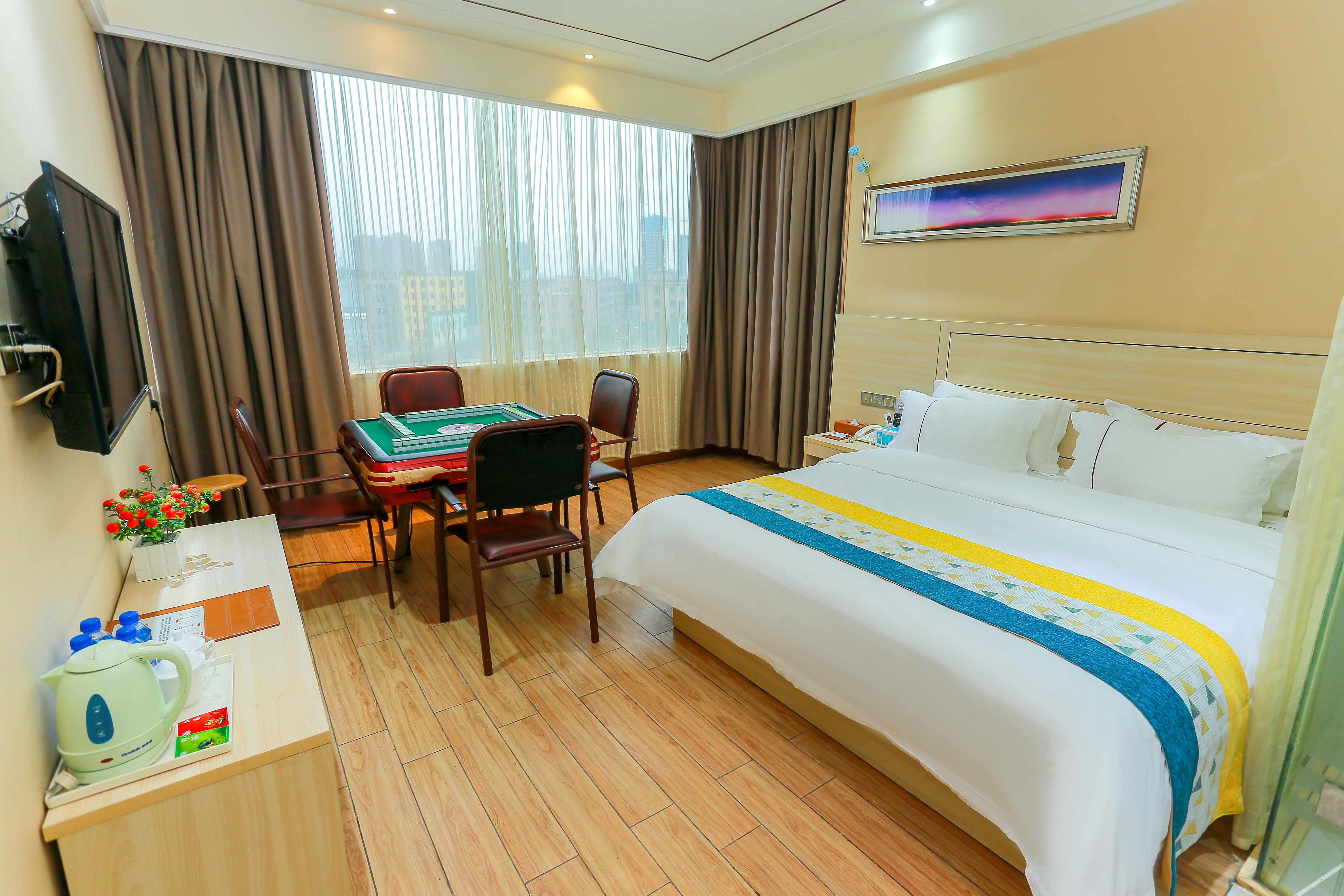 198 Boutique Hotel (Shenzhen Gongming Plaza Subway Station Daqianli Branch) 2*