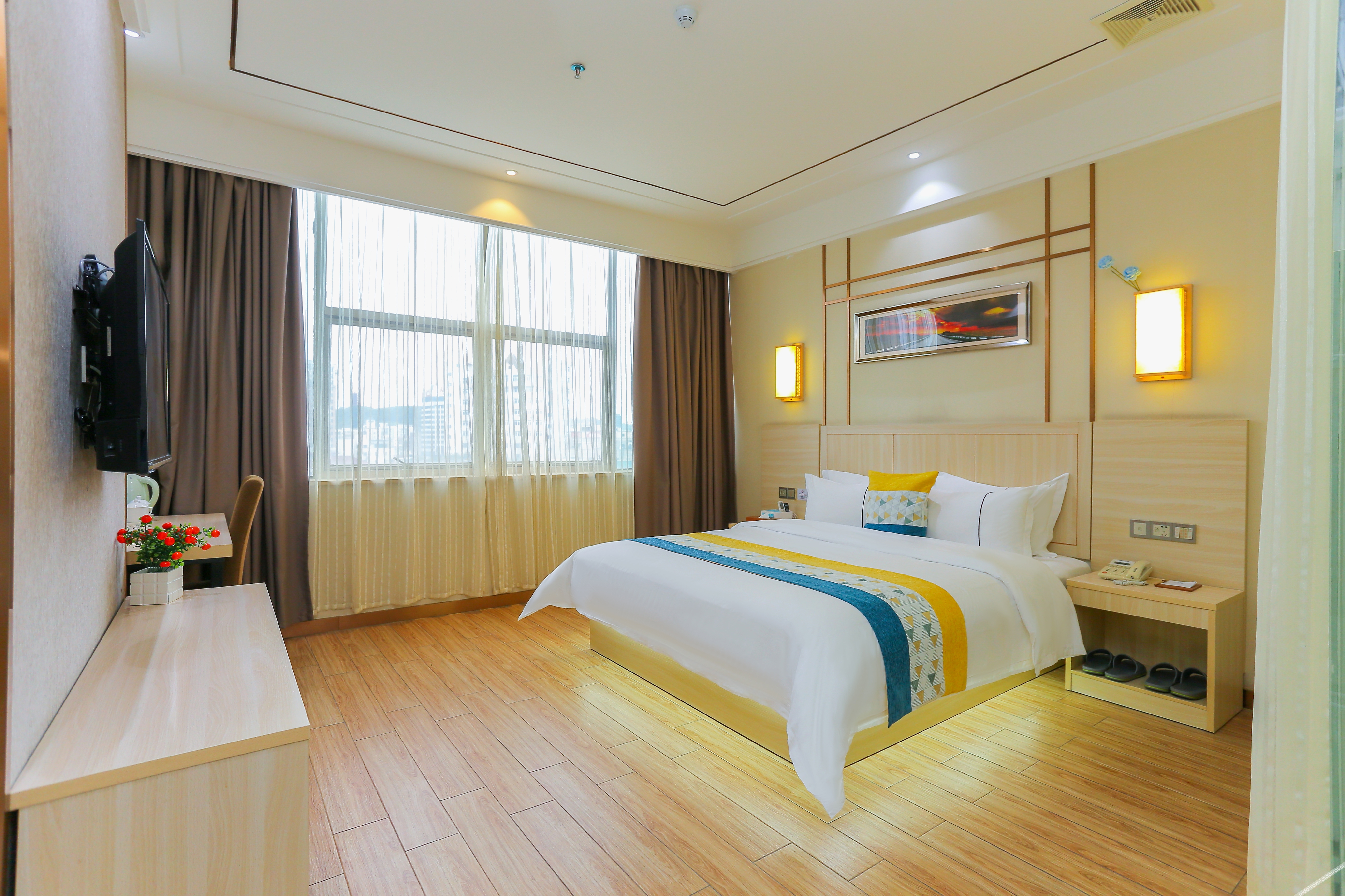 198 Boutique Hotel (Shenzhen Gongming Plaza Subway Station Daqianli Branch) 2*