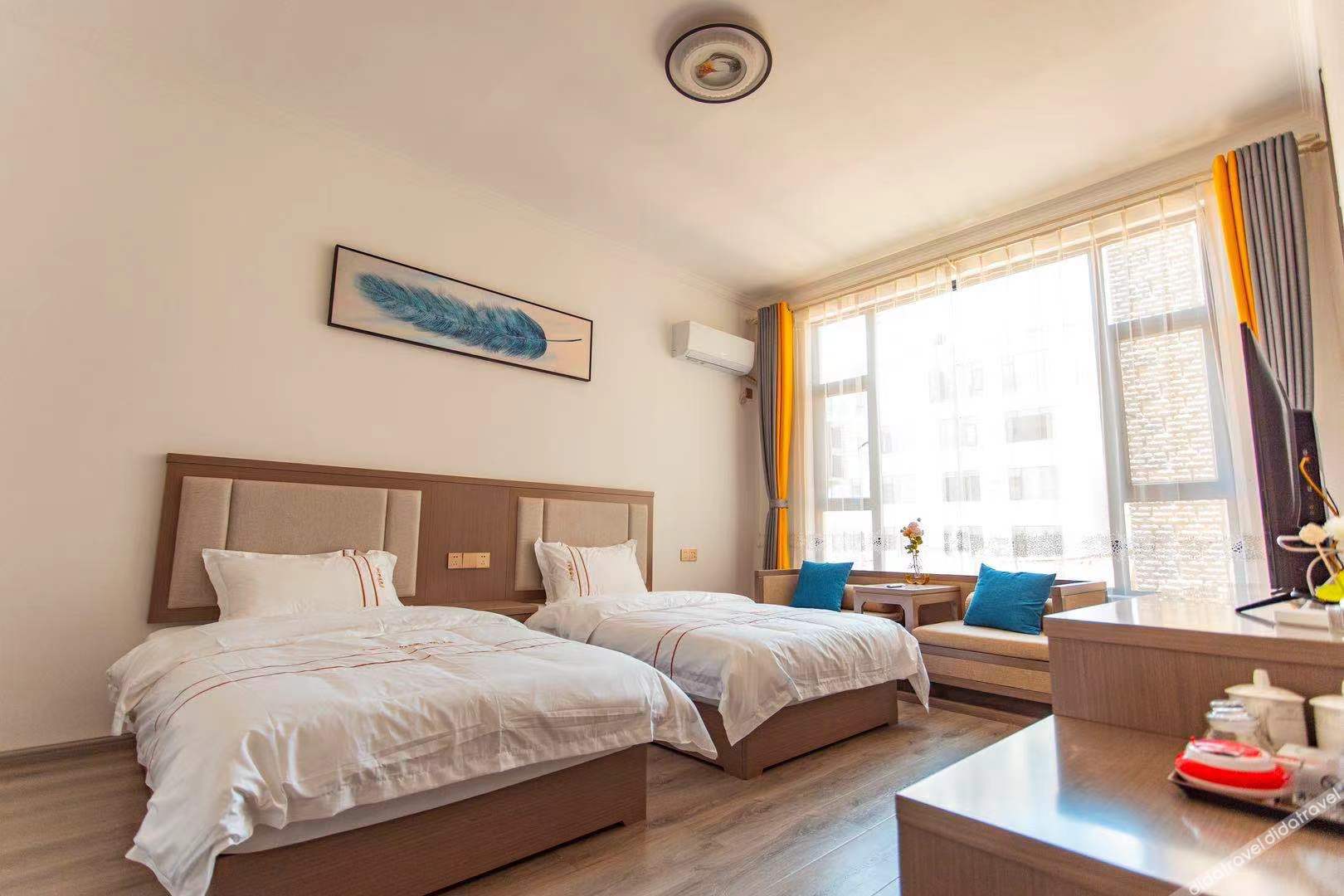 Dali Pengrui Hotel 2*