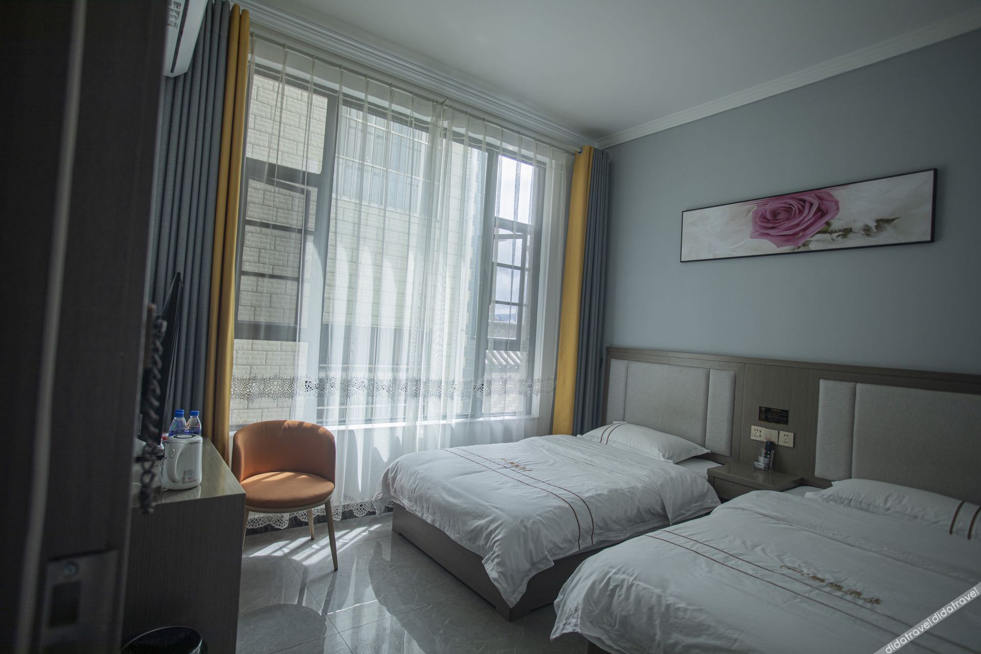 Dali Pengrui Hotel 2*