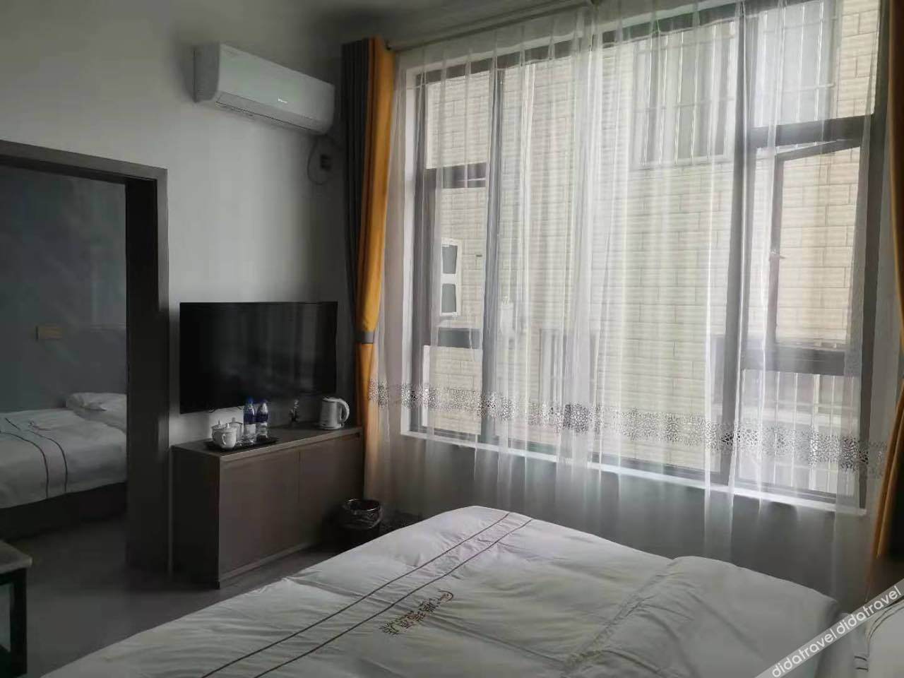 Dali Pengrui Hotel 2*