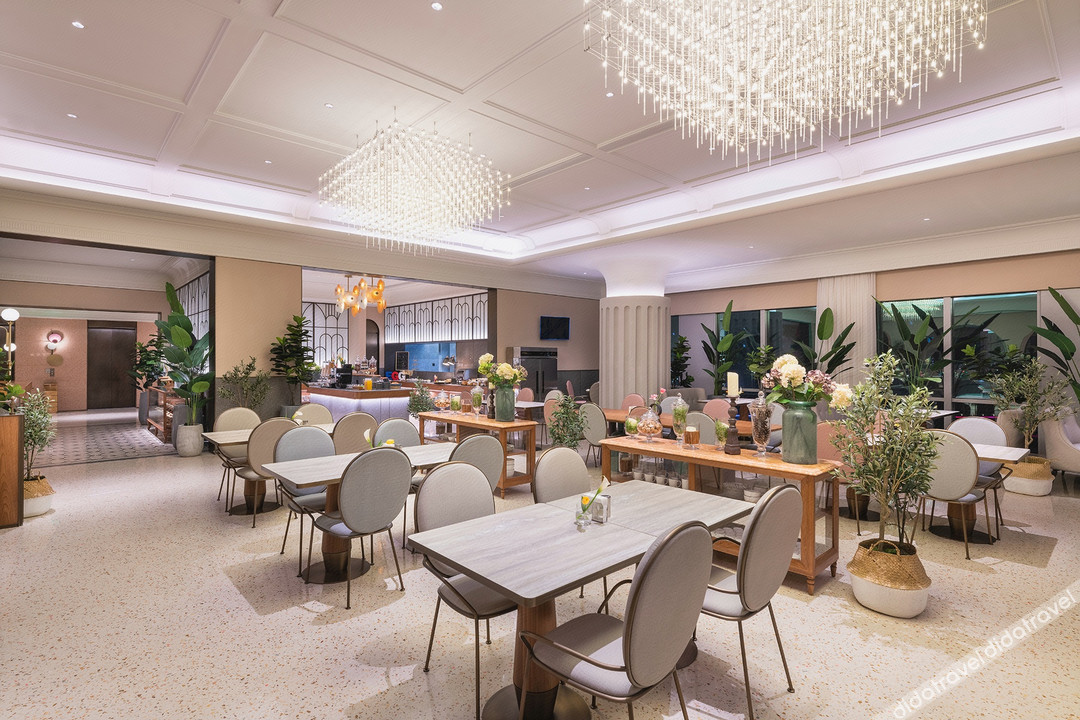Mercure Changchun Ziyou Road  Hotel 4*