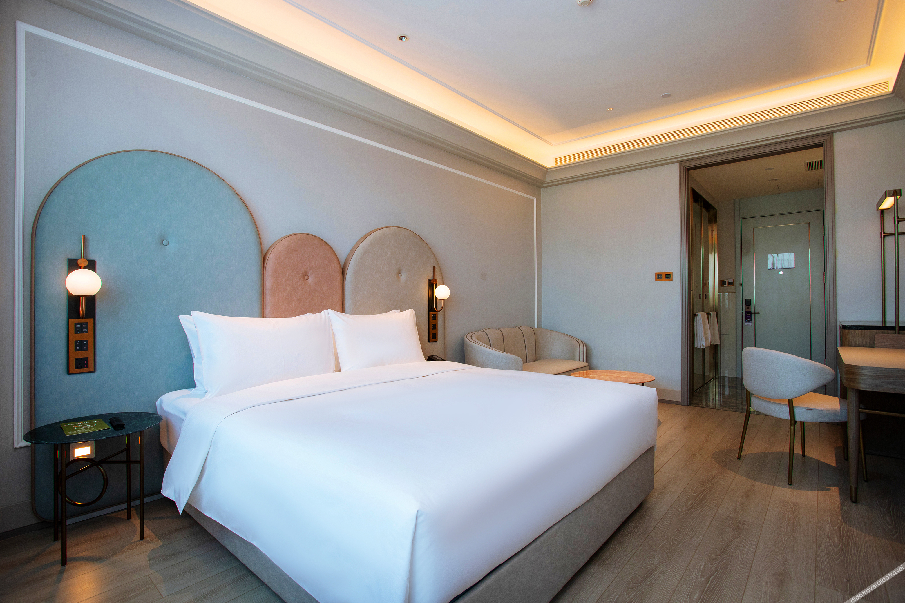 Mercure Changchun Ziyou Road  Hotel 4*