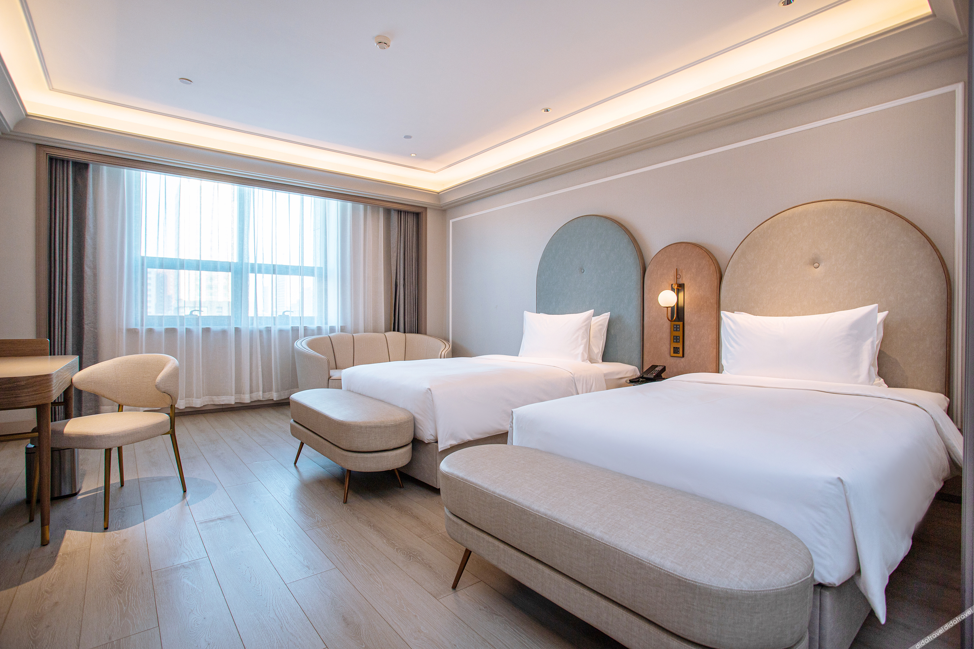 Mercure Changchun Ziyou Road  Hotel 4*