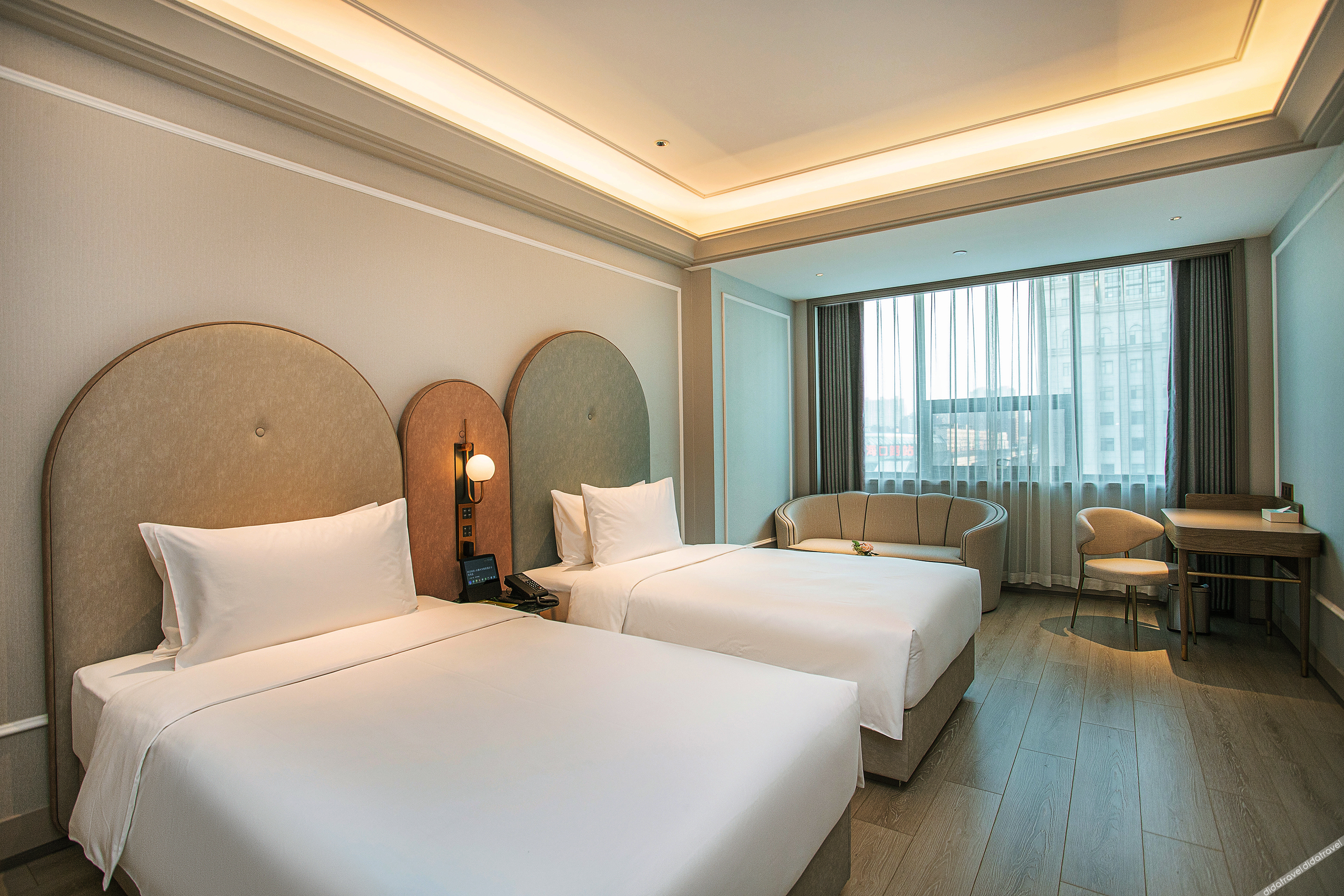 Mercure Changchun Ziyou Road  Hotel 4*