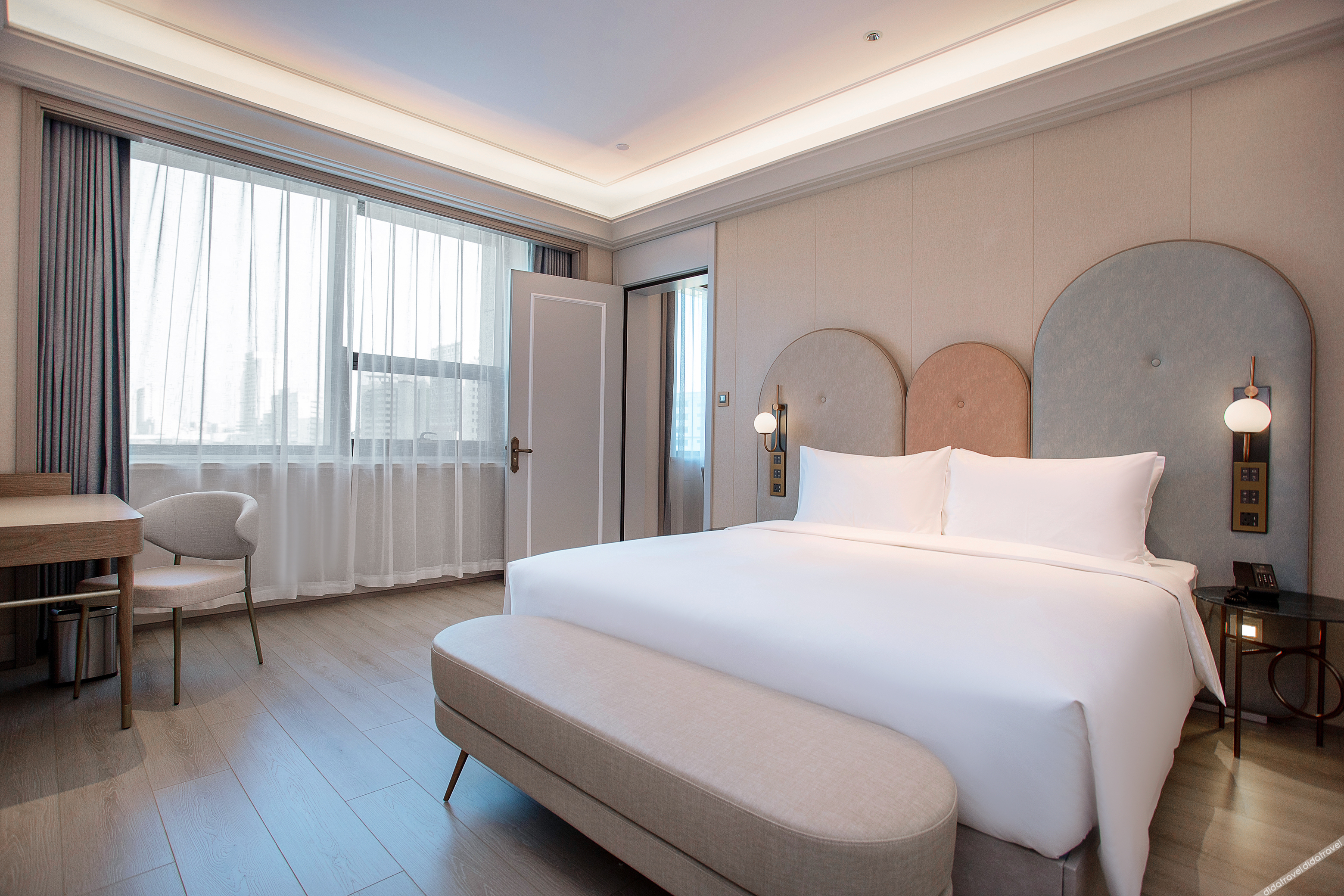 Mercure Changchun Ziyou Road  Hotel 4*