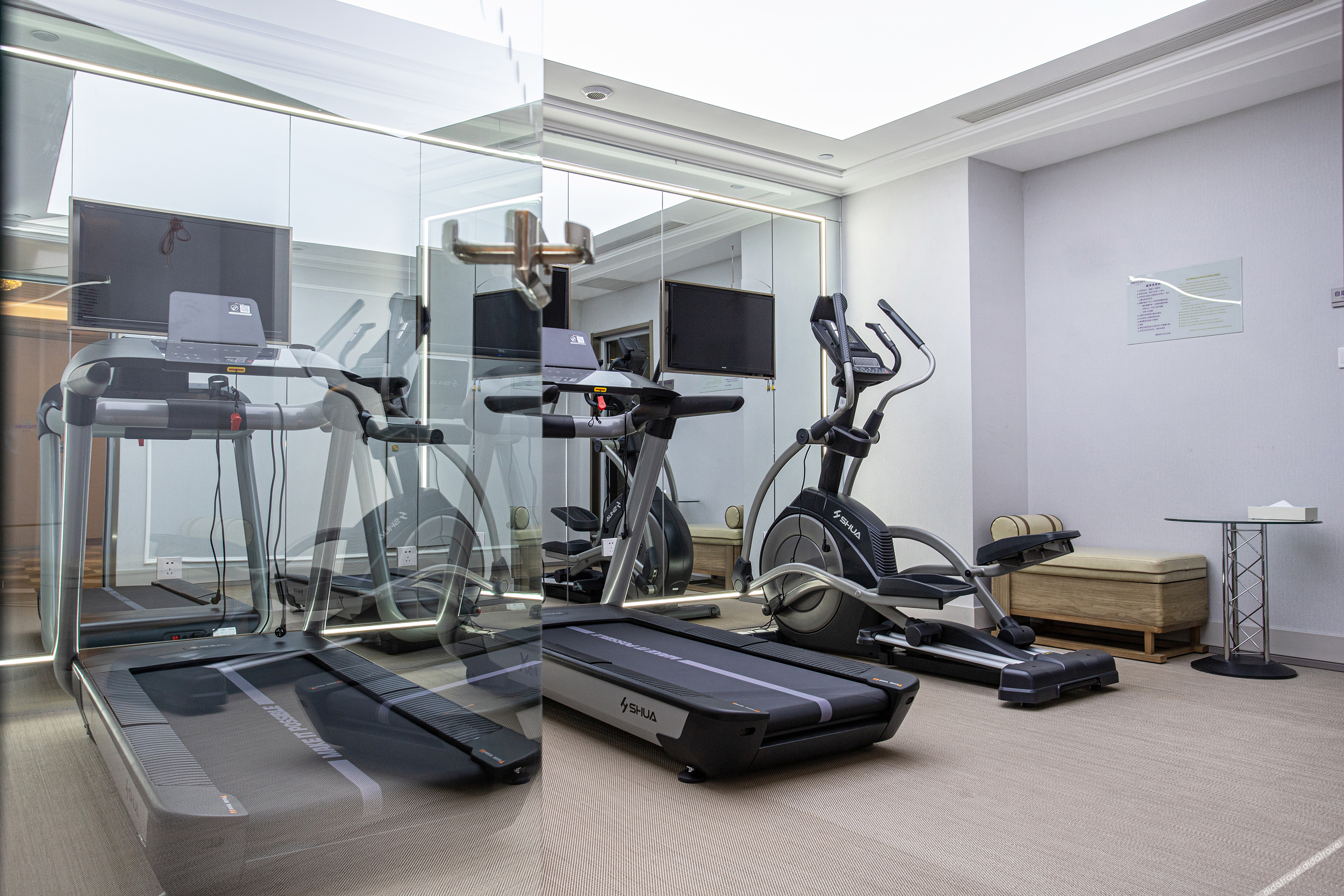 Mercure Changchun Ziyou Road  Hotel 4*