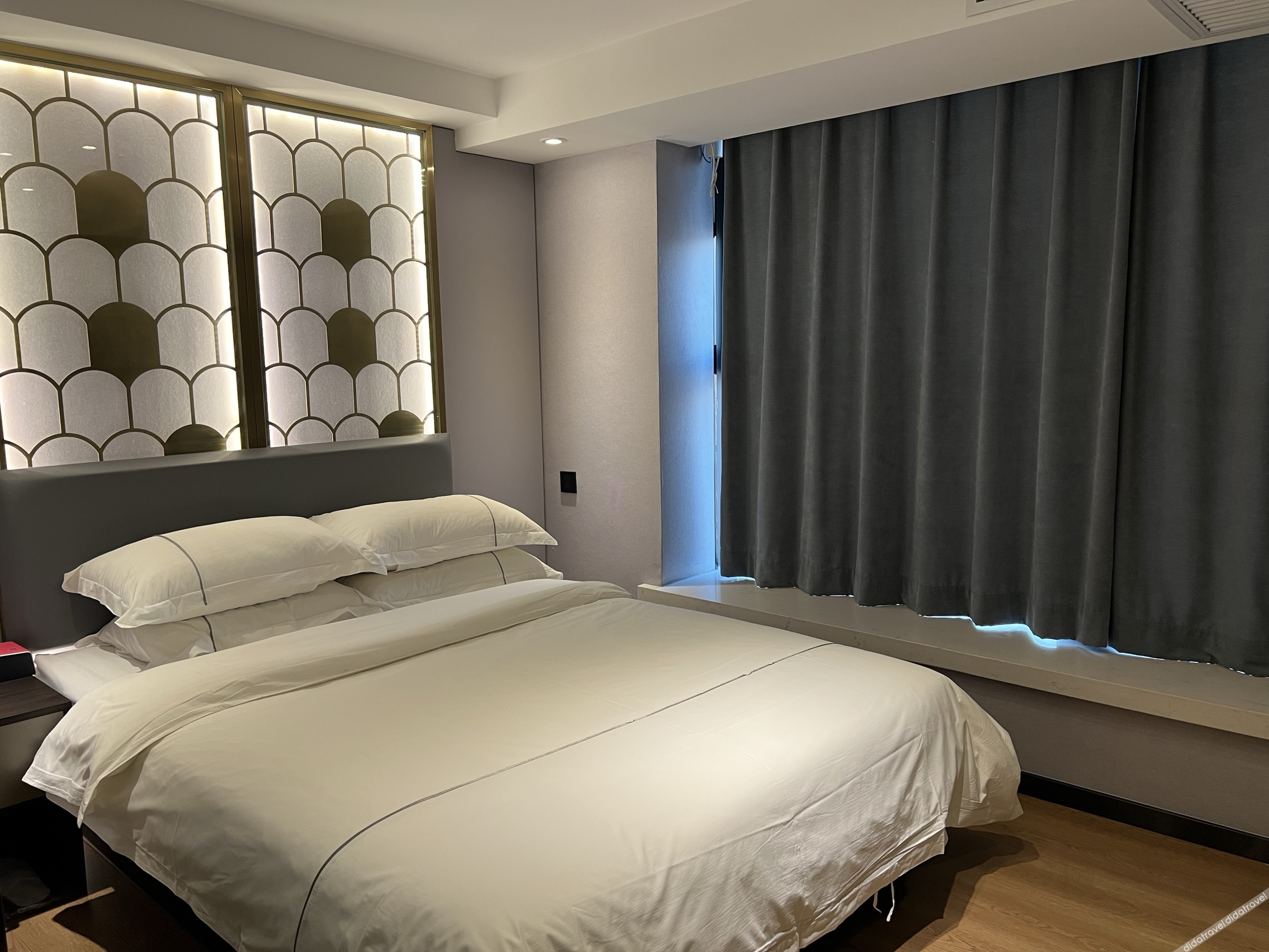 Jingyue Yundu Art Hotel (Lanzhou Zhongtianjian West Railway Station) 2*
