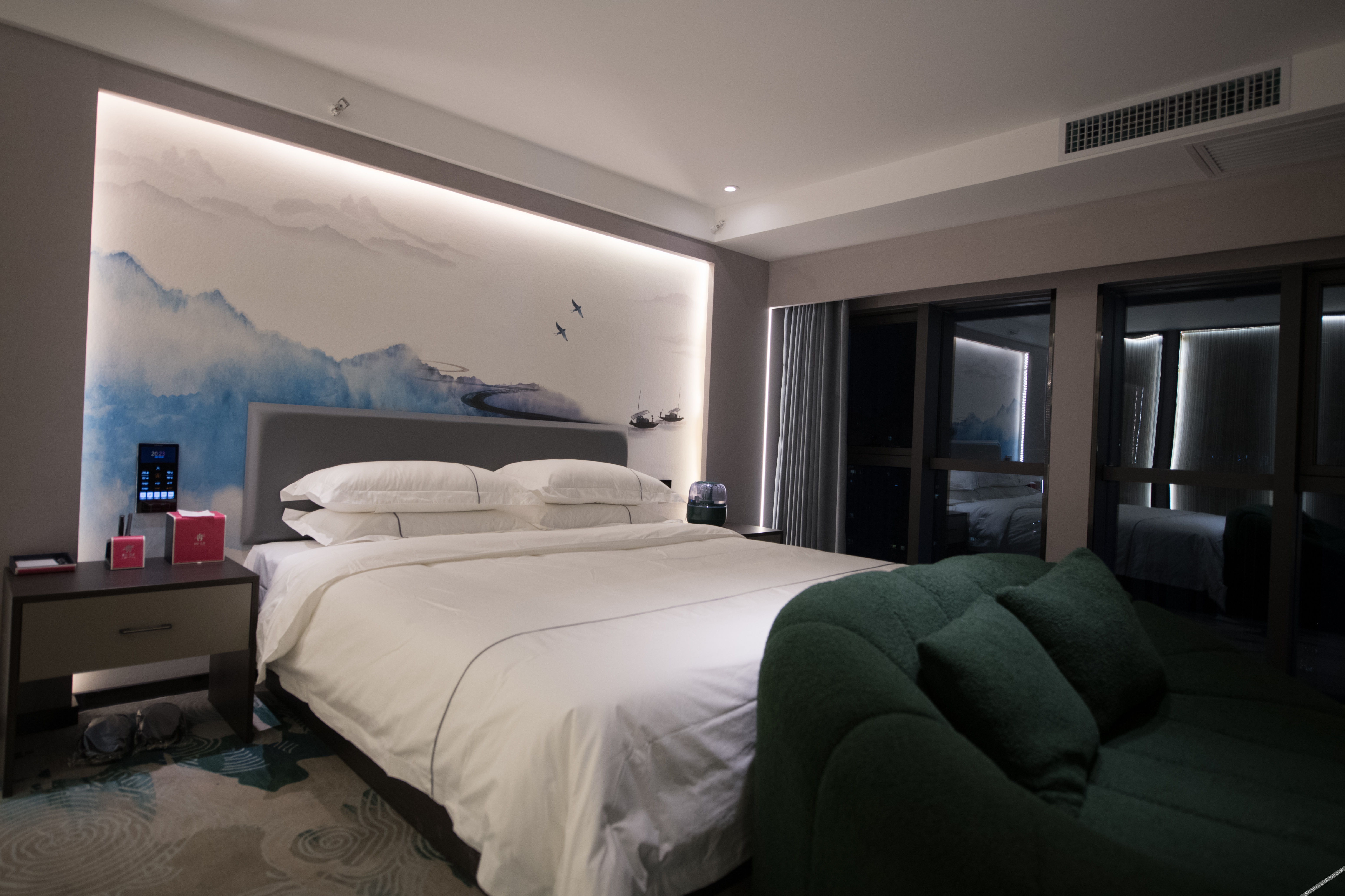 Jingyue Yundu Art Hotel (Lanzhou Zhongtianjian West Railway Station) 2*