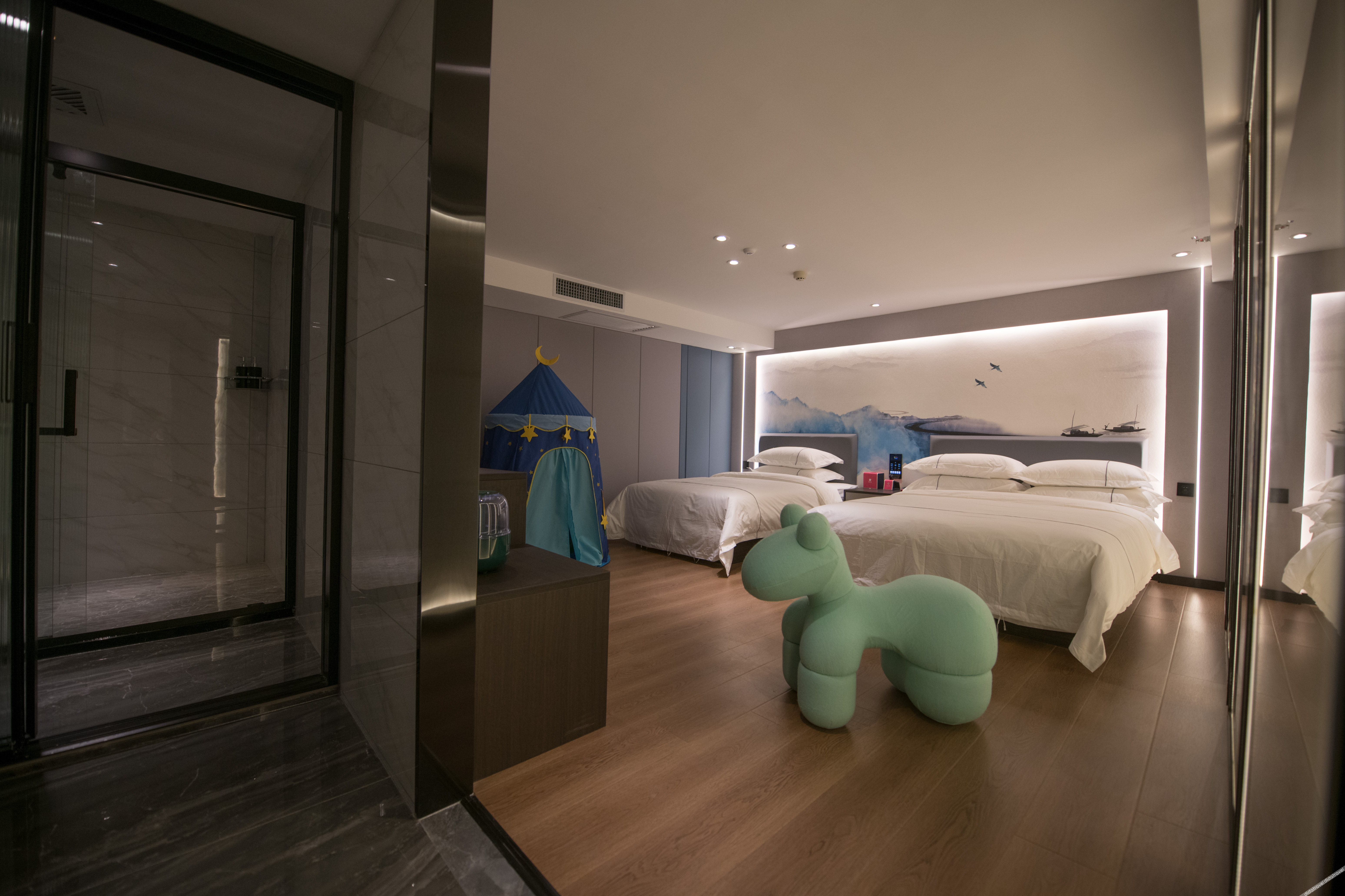 Jingyue Yundu Art Hotel (Lanzhou Zhongtianjian West Railway Station) 2*