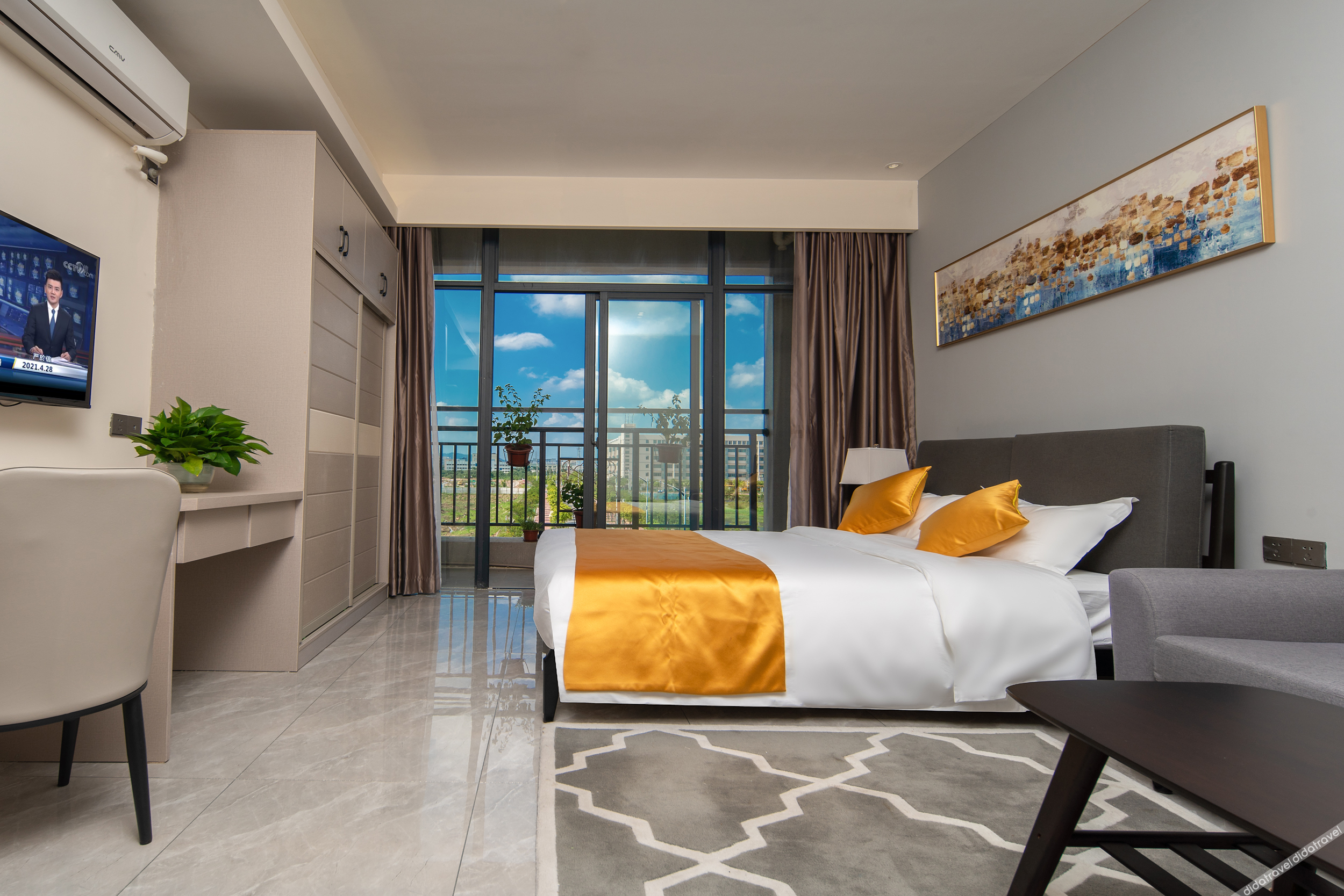 Leson Light Luxury Hotel 2*