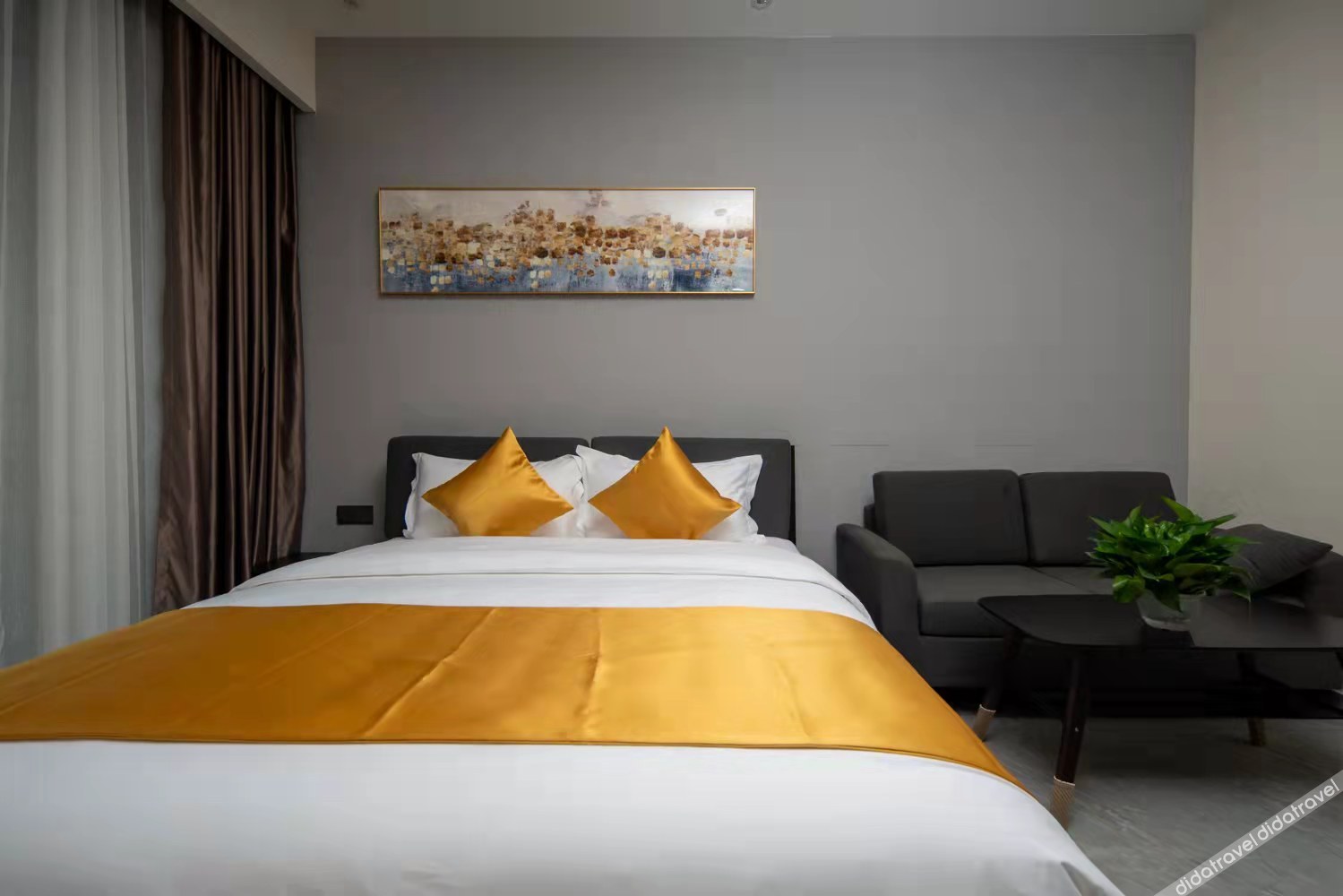 Leson Light Luxury Hotel 2*