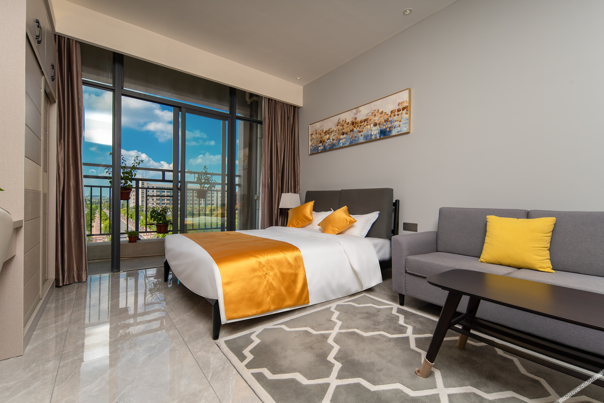 Leson Light Luxury Hotel 2*