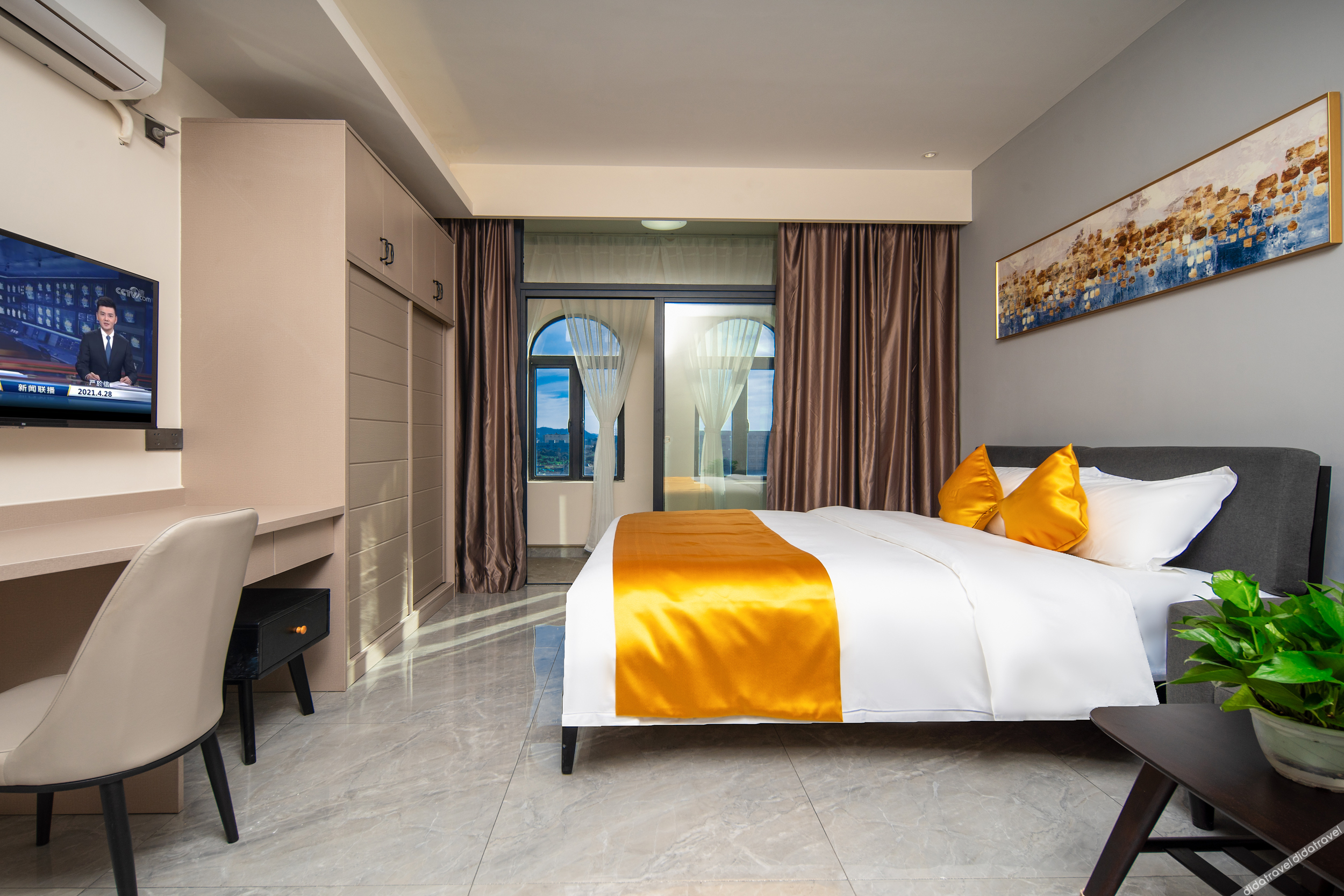 Leson Light Luxury Hotel 2*