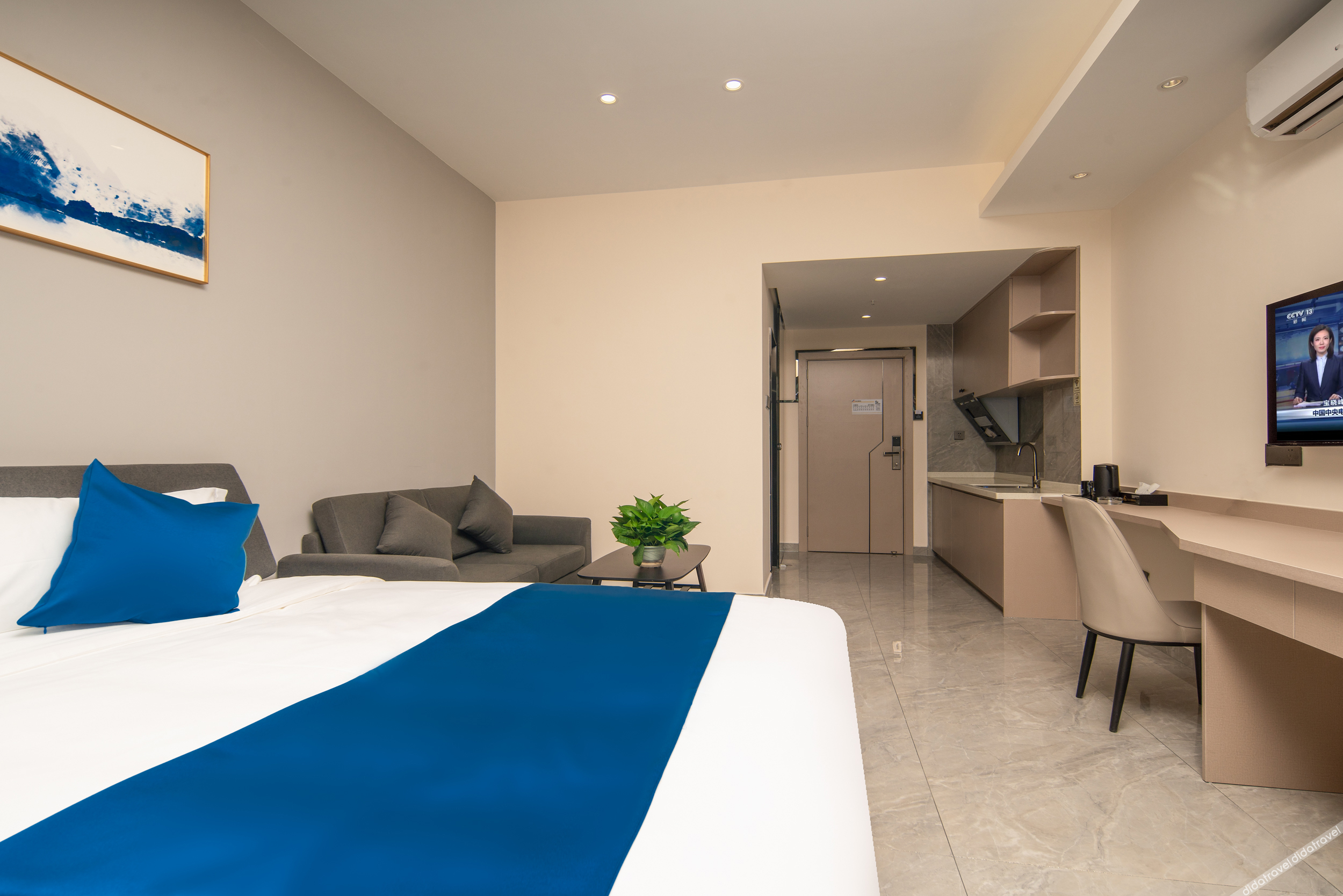Leson Light Luxury Hotel 2*