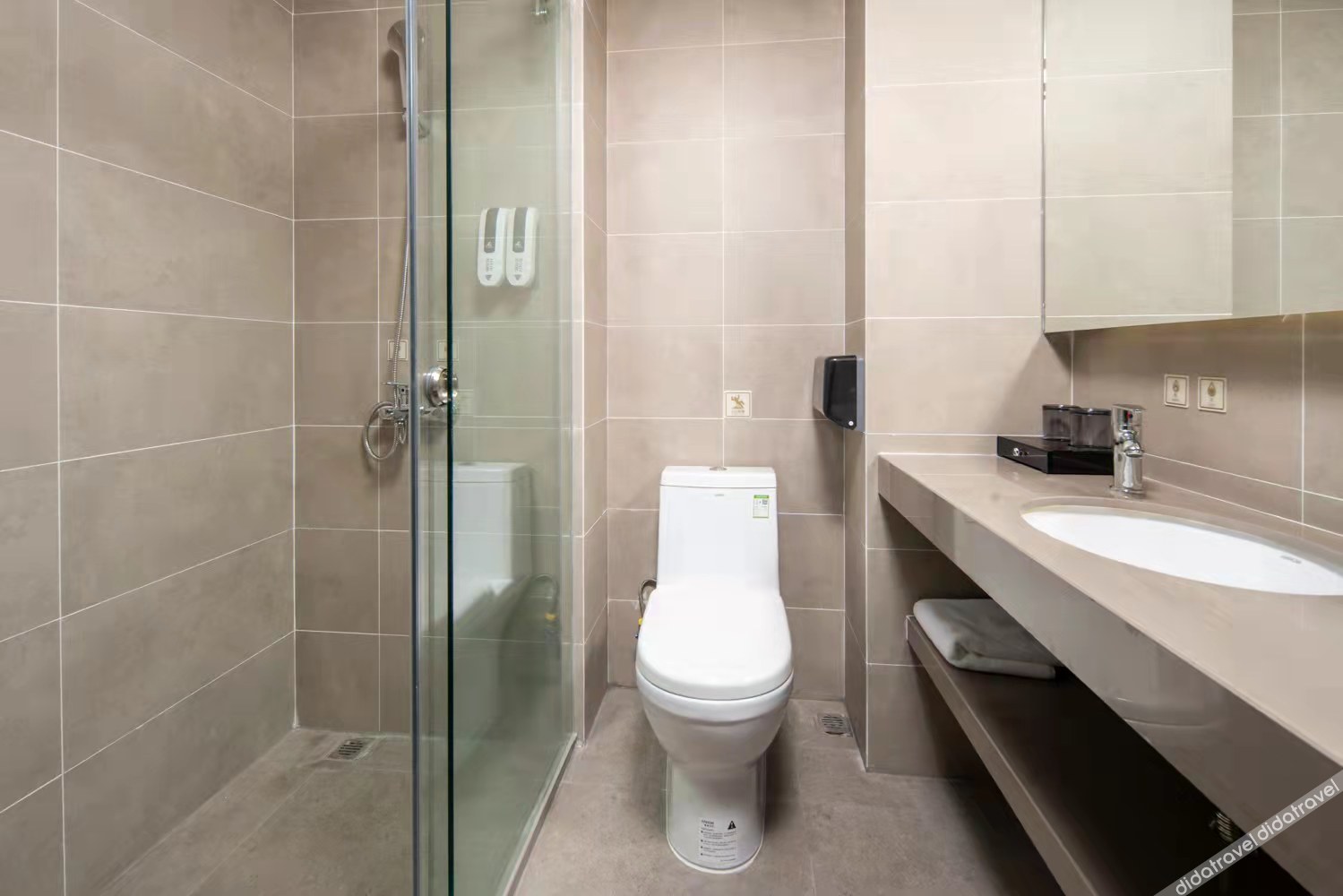 Leson Light Luxury Hotel 2*