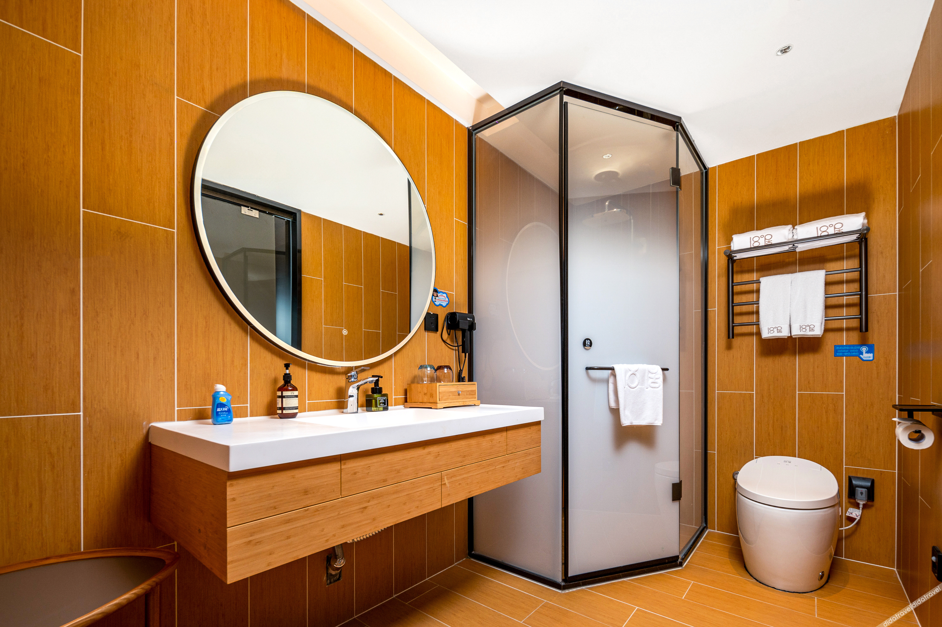 18 Degrees Residence Future Hotel 3*