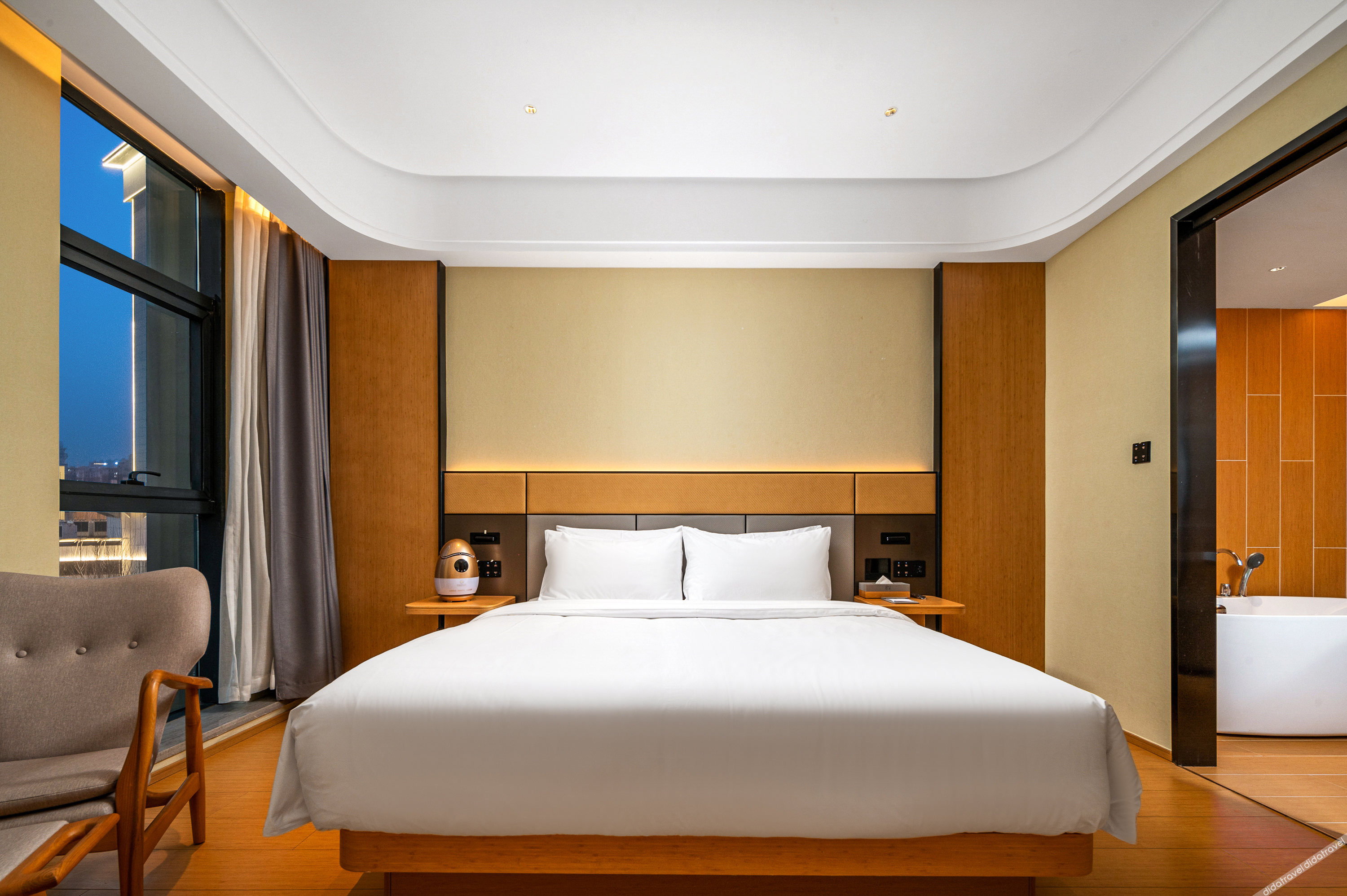 18 Degrees Residence Future Hotel 3*