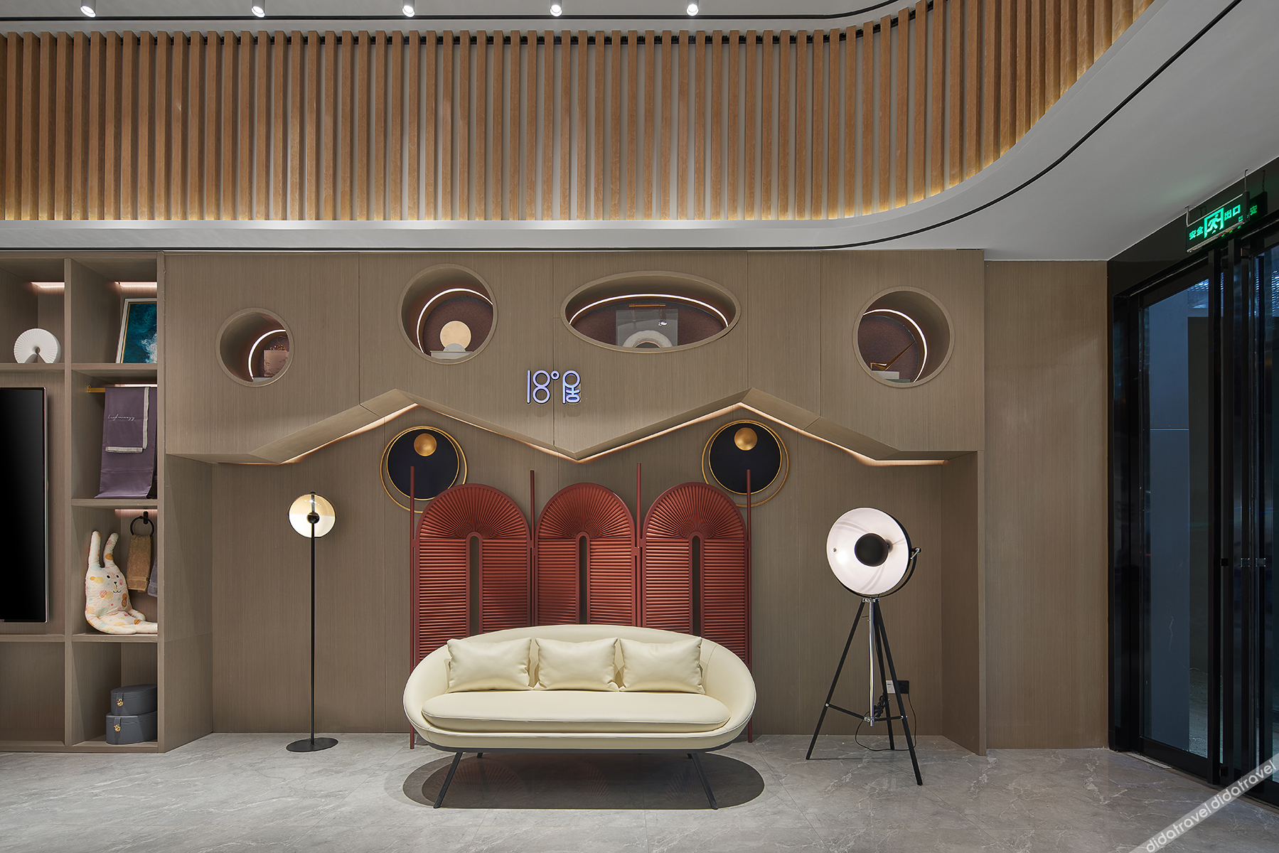 18 Degrees Residence Future Hotel 3*