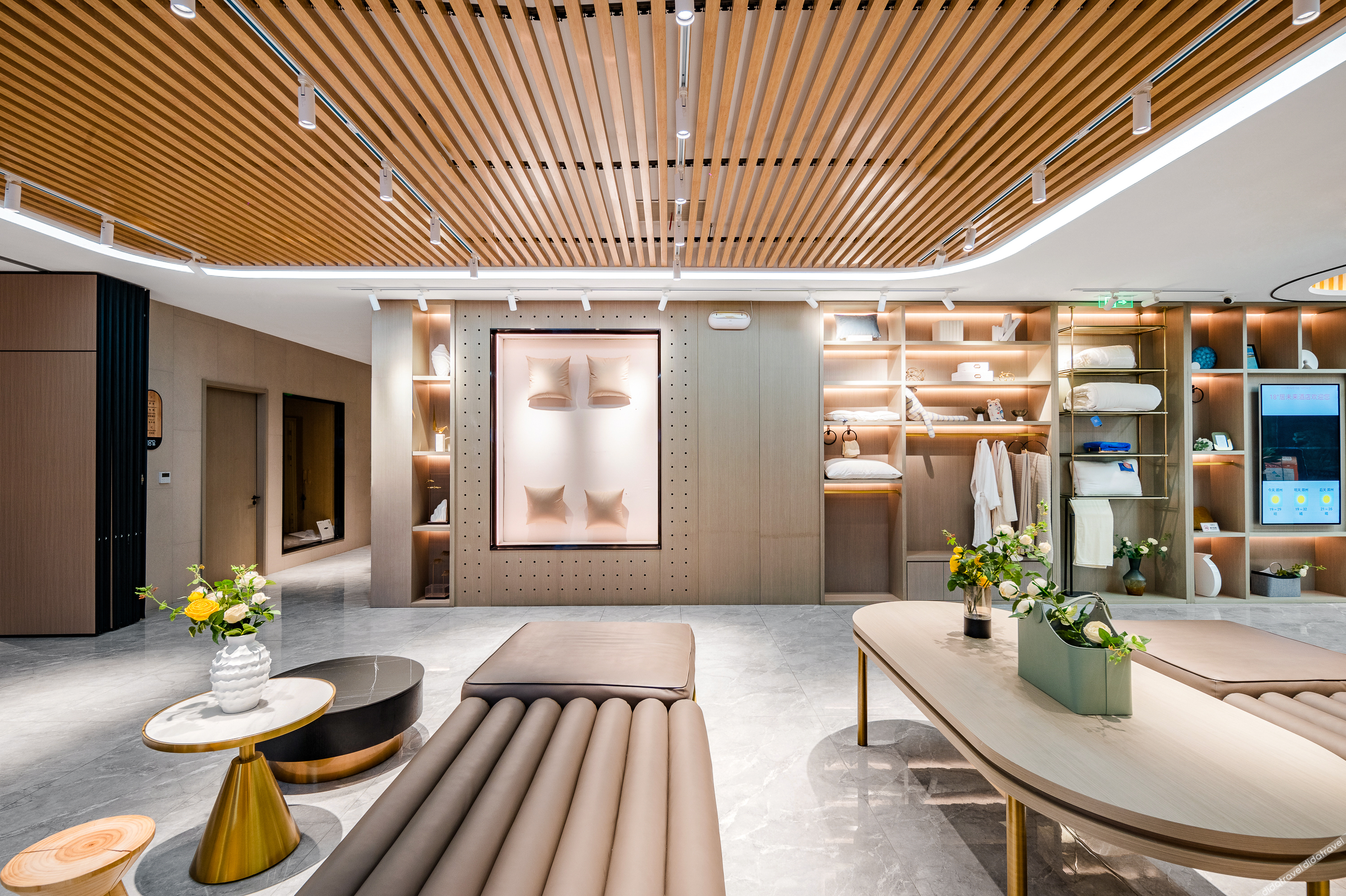 18 Degrees Residence Future Hotel 3*