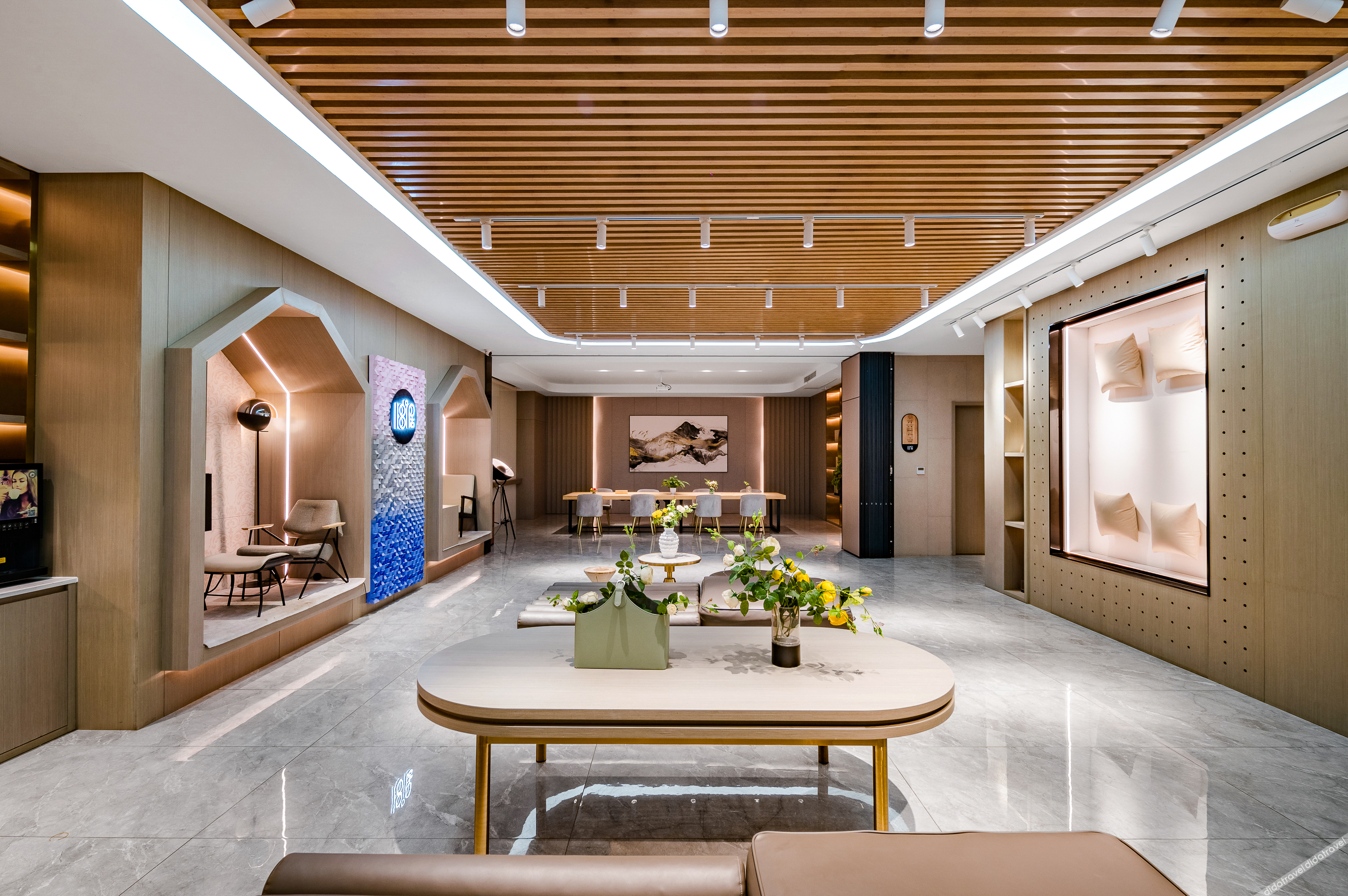 18 Degrees Residence Future Hotel 3*