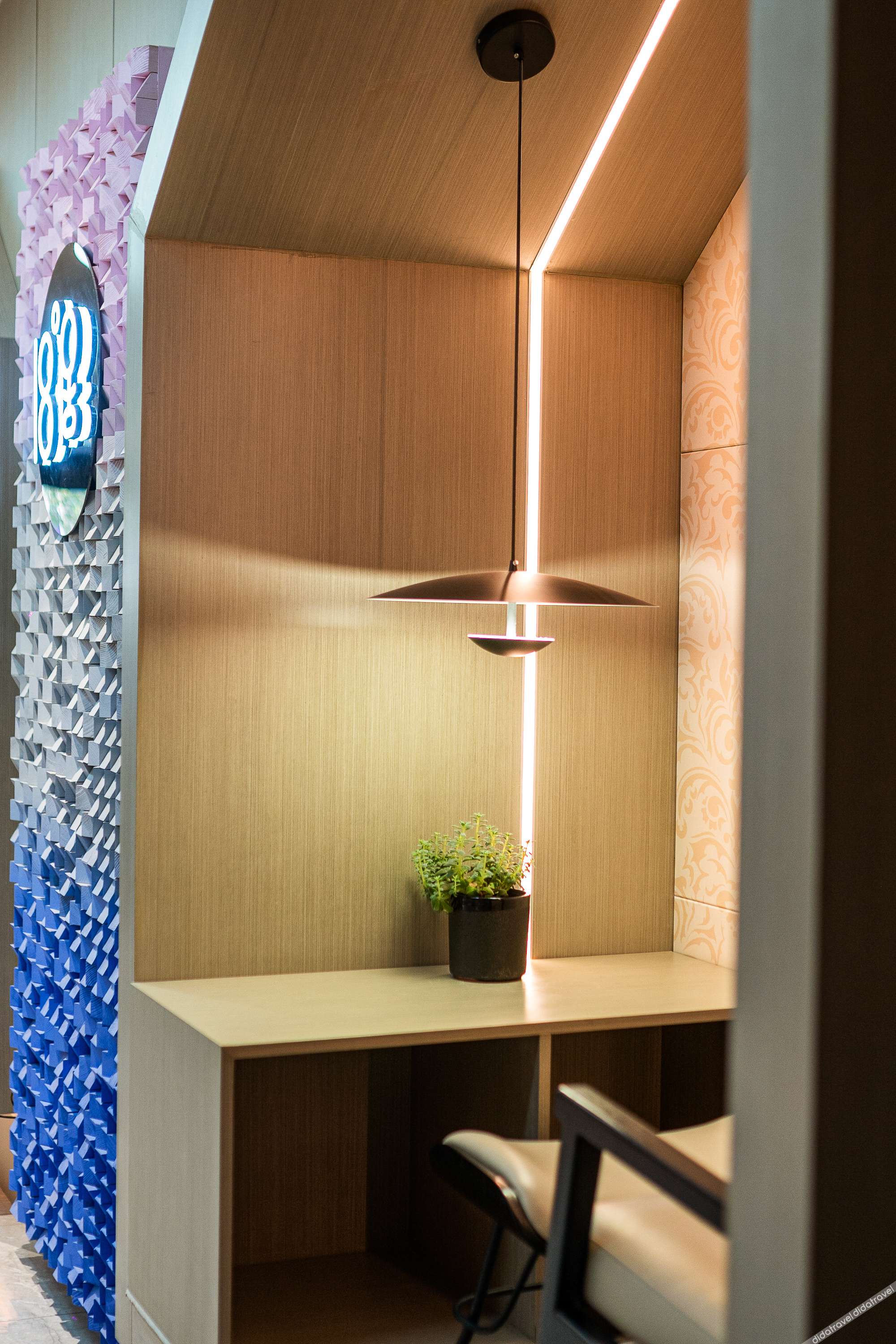 18 Degrees Residence Future Hotel 3*