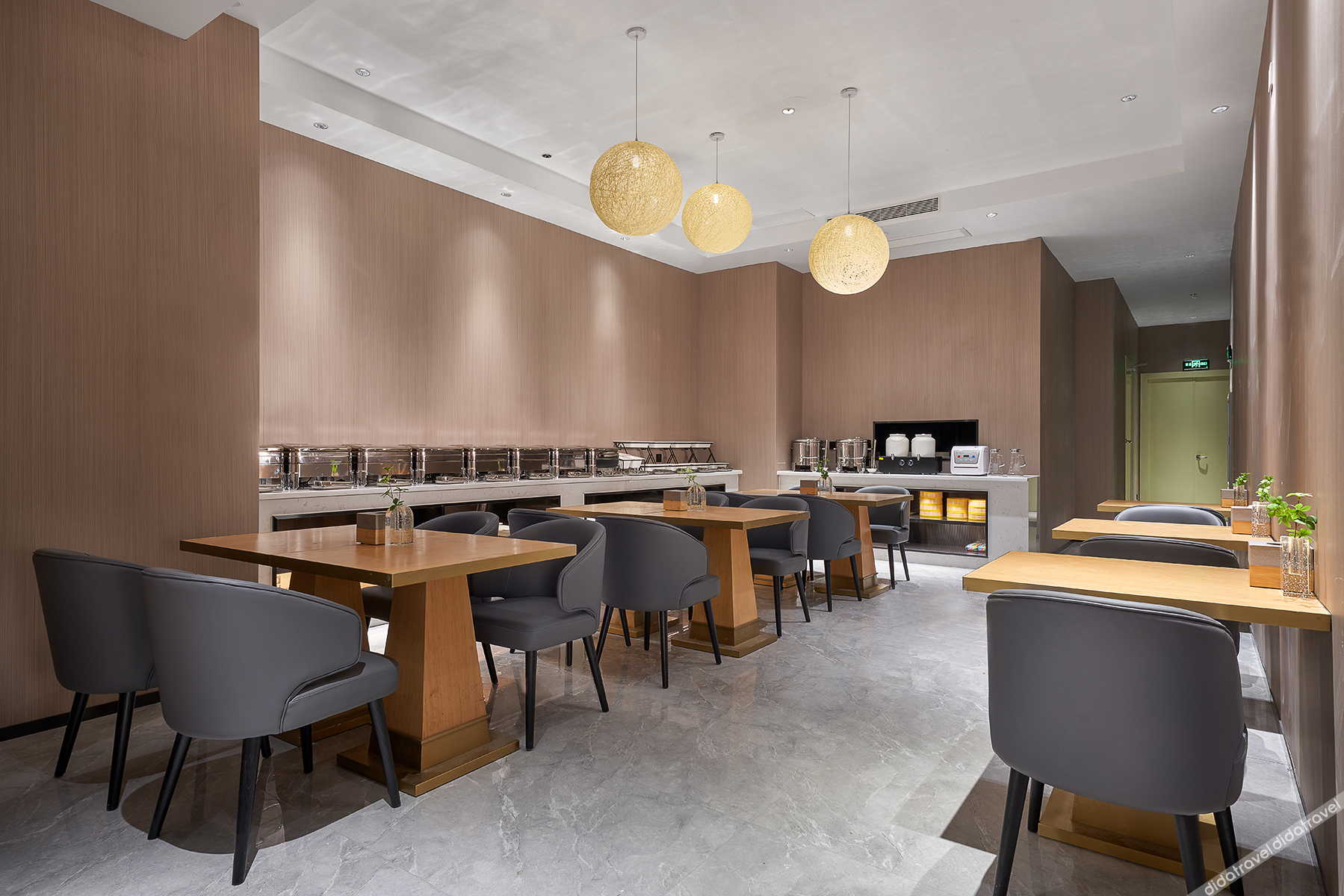 18 Degrees Residence Future Hotel 3*