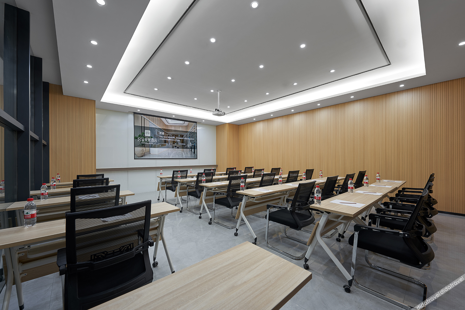 18 Degrees Residence Future Hotel 3*