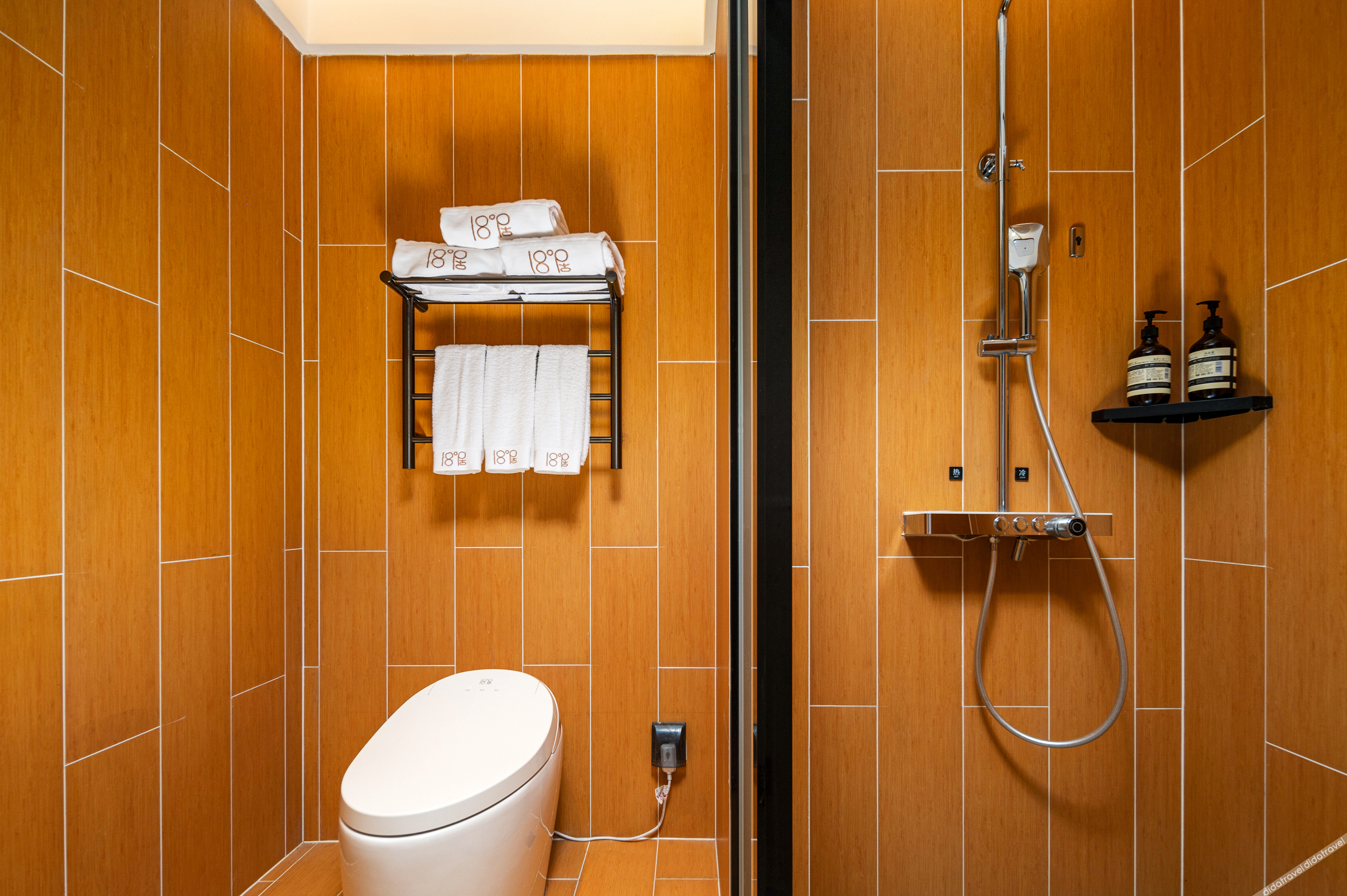 18 Degrees Residence Future Hotel 3*