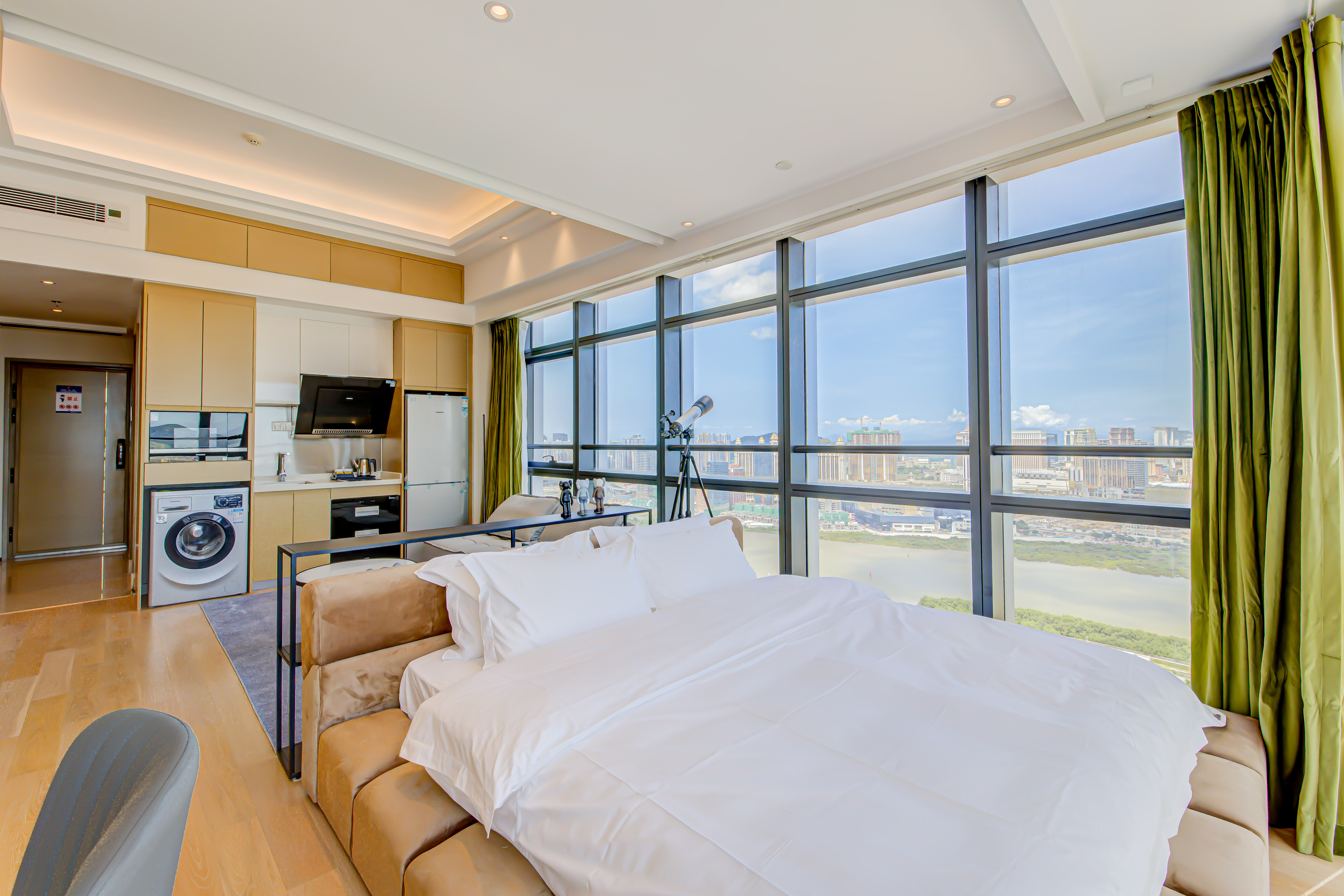 Center·Maple Rain High Sky·Macau View Light Residence (Zhuhai Hengqin Port) 3*