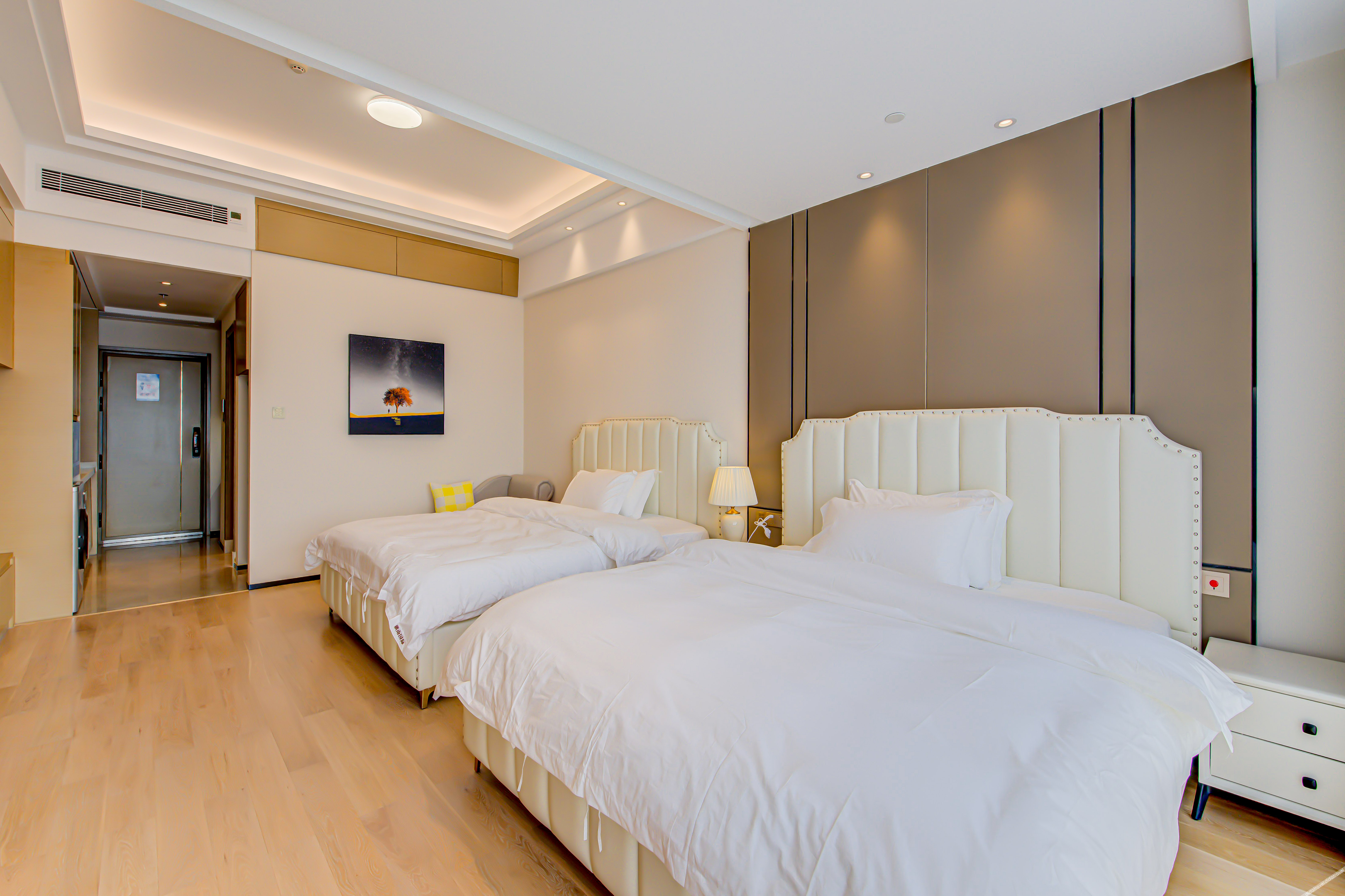 Center·Maple Rain High Sky·Macau View Light Residence (Zhuhai Hengqin Port) 3*