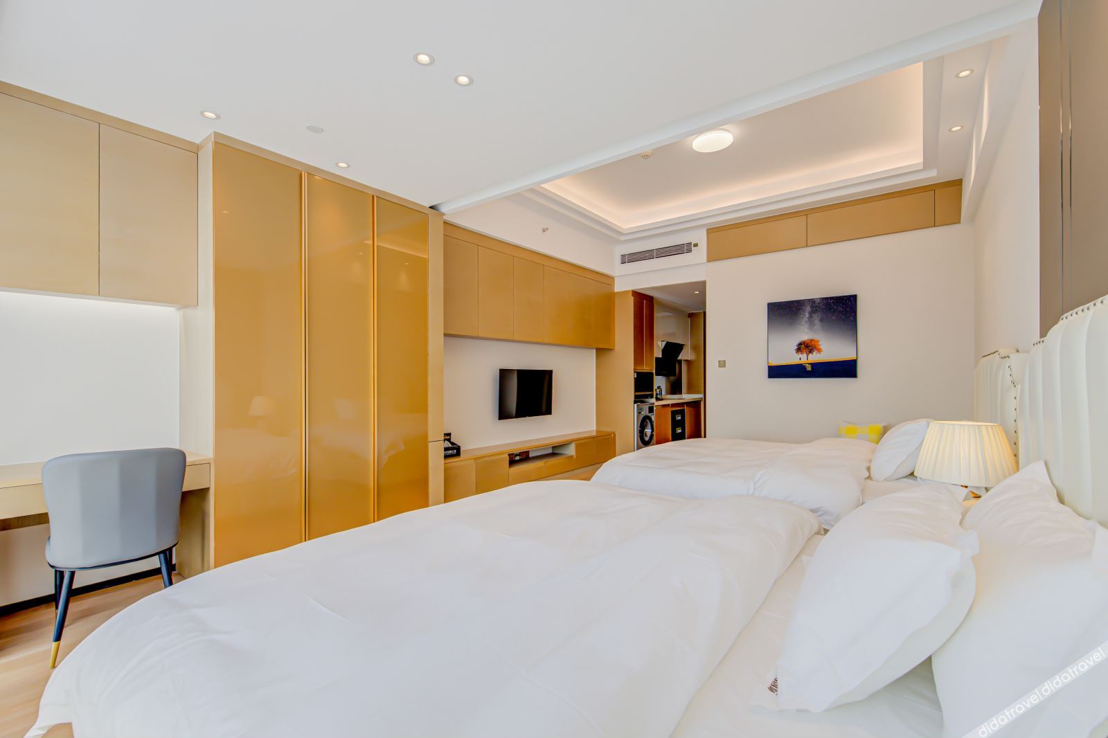 Center·Maple Rain High Sky·Macau View Light Residence (Zhuhai Hengqin Port) 3*
