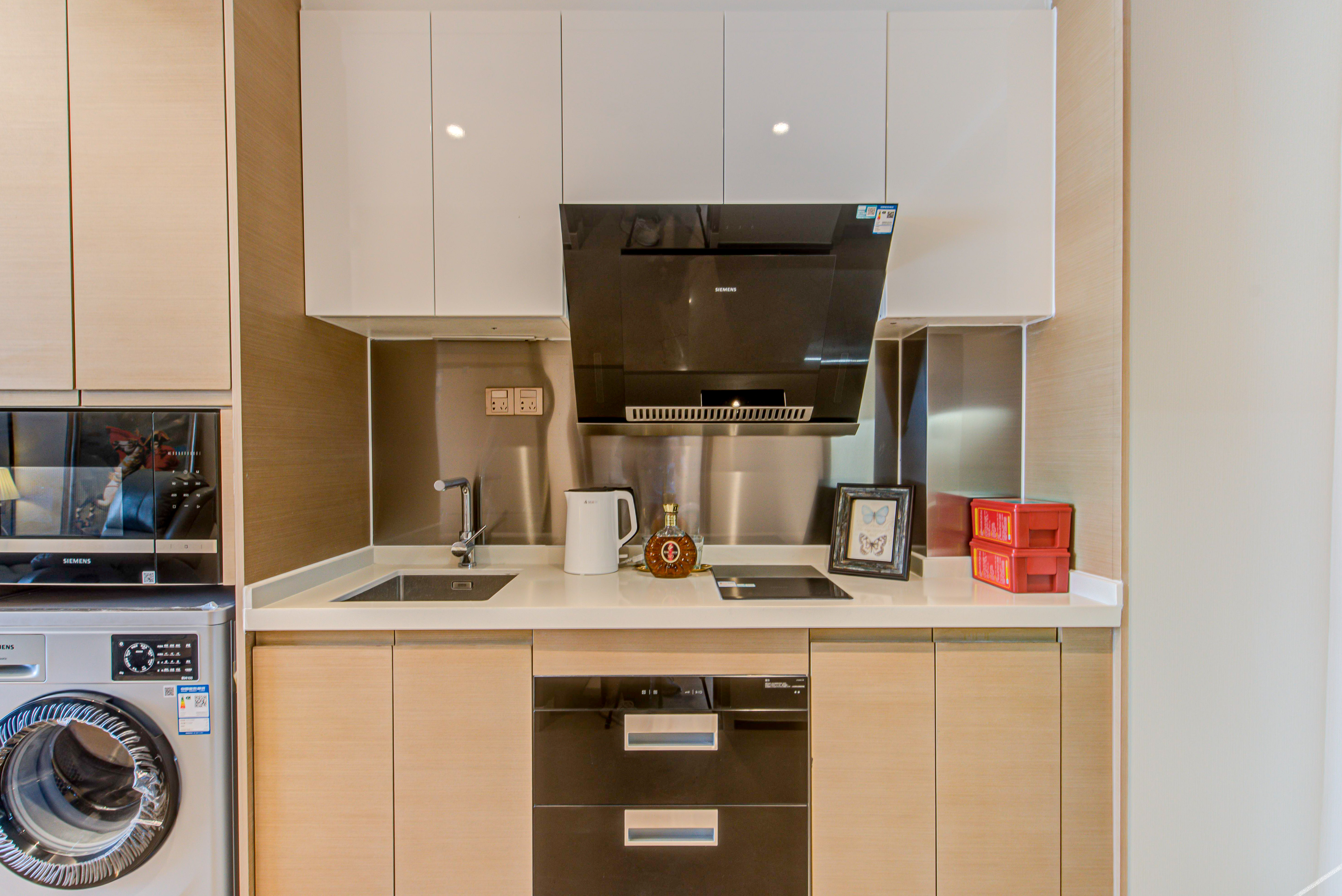 Center·Maple Rain High Sky·Macau View Light Residence (Zhuhai Hengqin Port) 3*