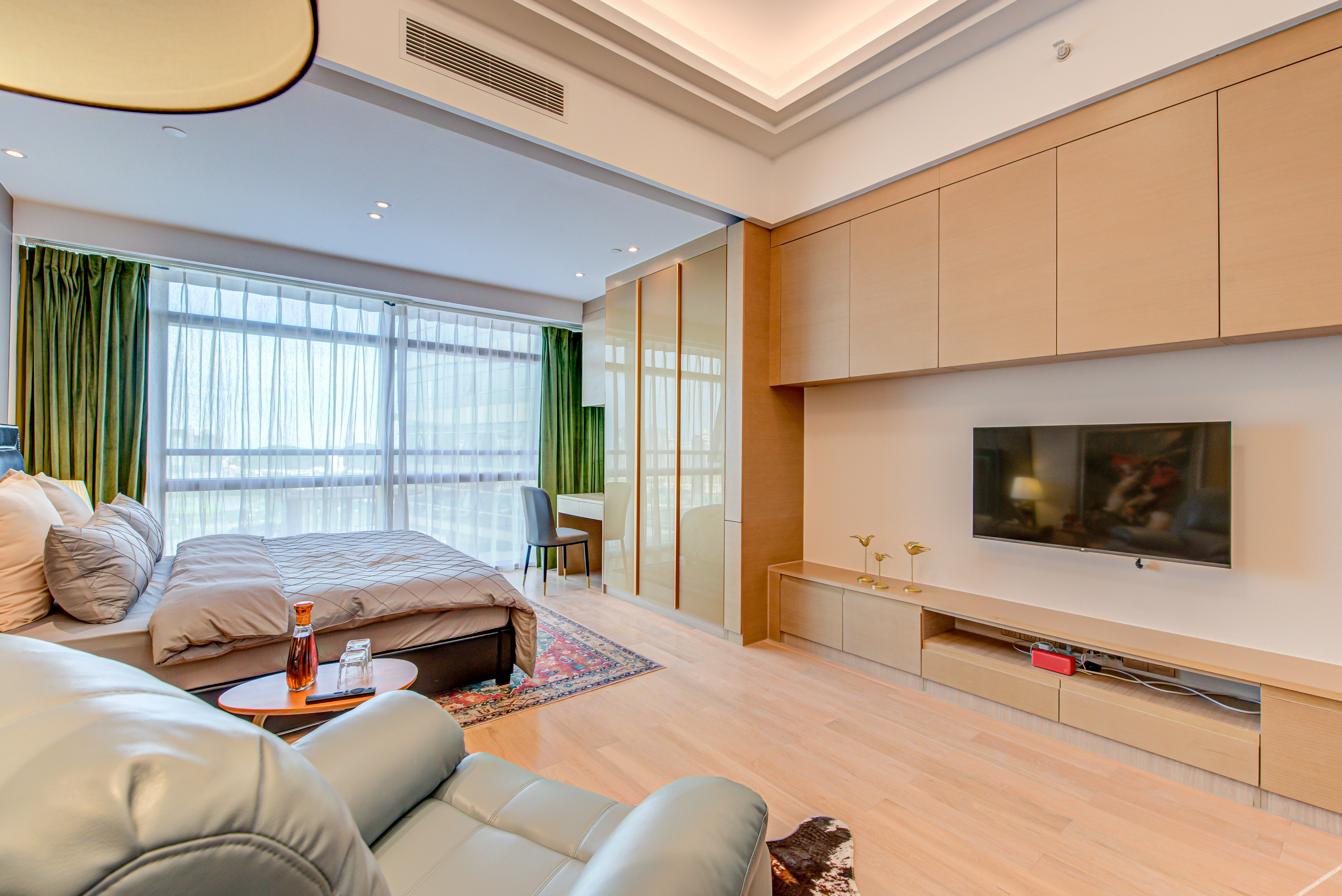 Center·Maple Rain High Sky·Macau View Light Residence (Zhuhai Hengqin Port) 3*