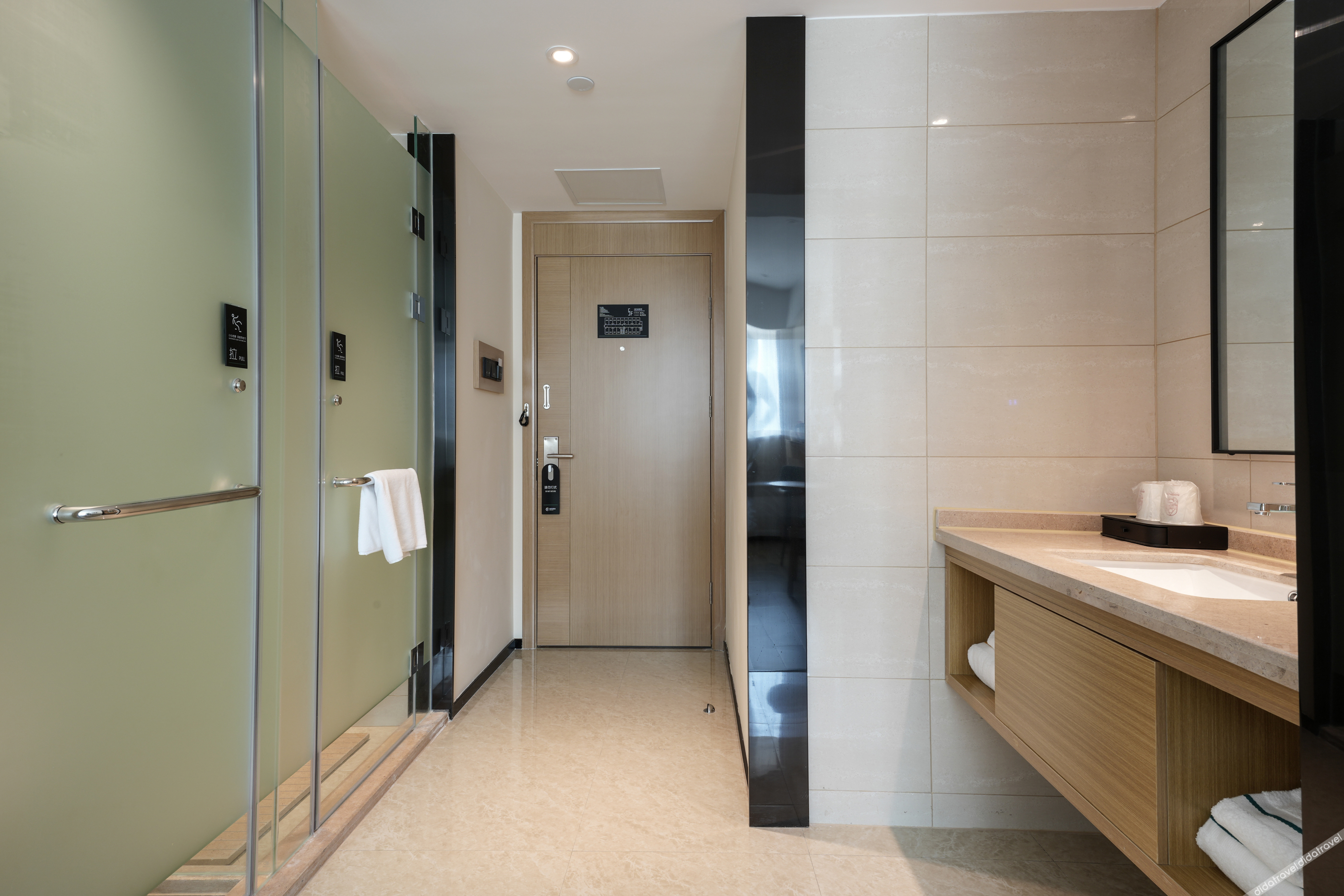 City Comfort Inn Hotel (Wuhan Fozuling Gaoxin Si Road) 2*