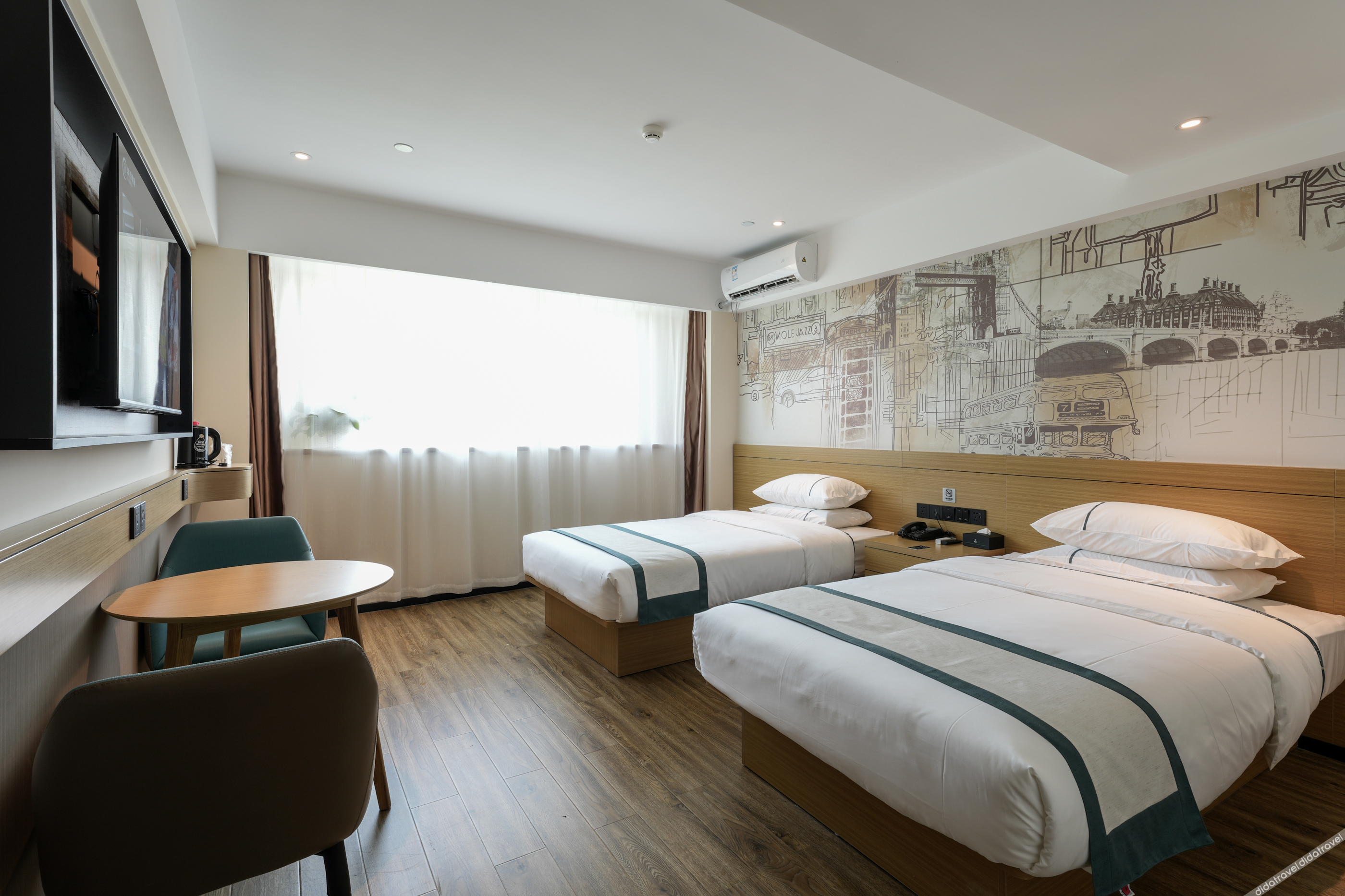 City Comfort Inn Hotel (Wuhan Fozuling Gaoxin Si Road) 2*