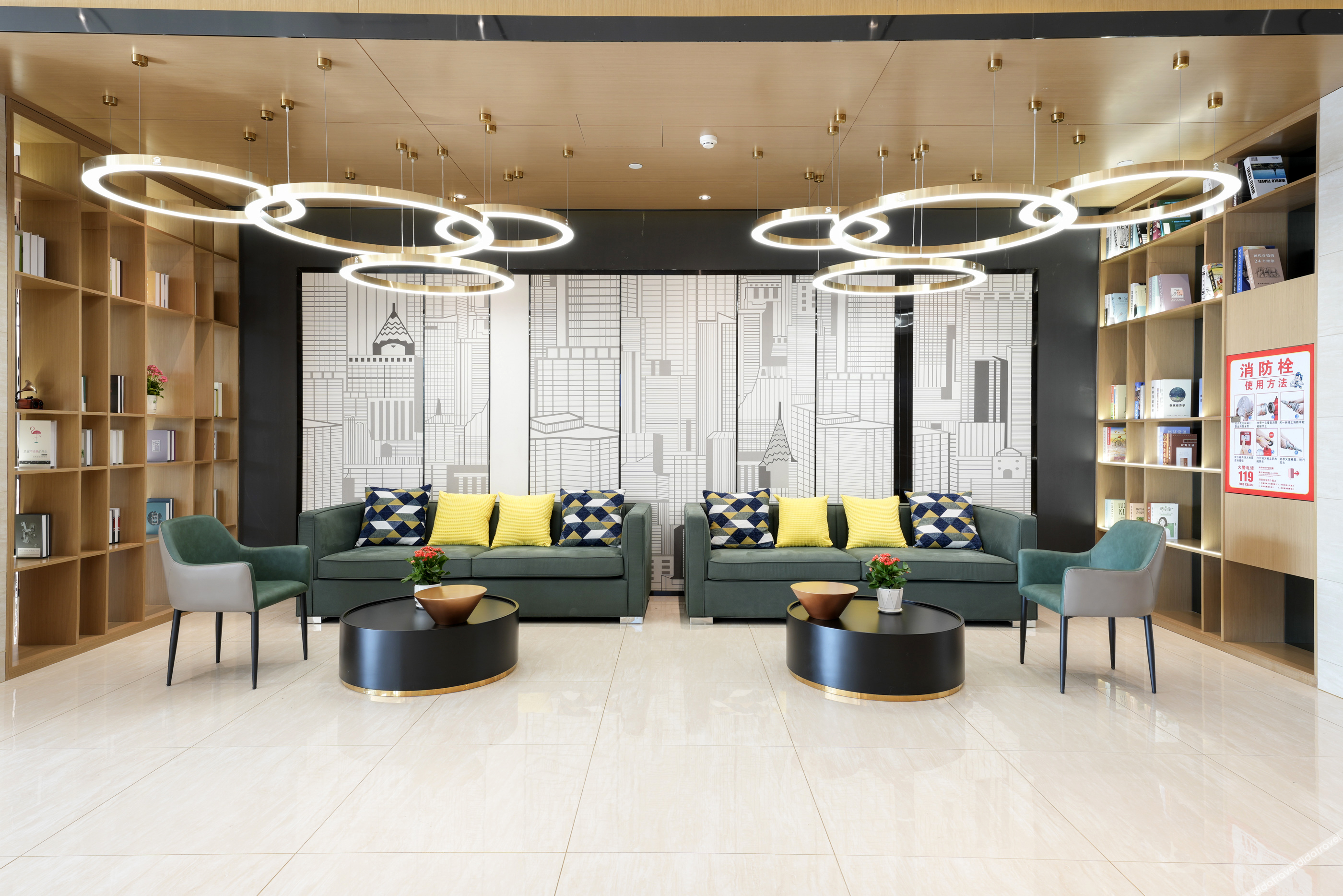 City Comfort Inn Hotel (Wuhan Fozuling Gaoxin Si Road) 2*