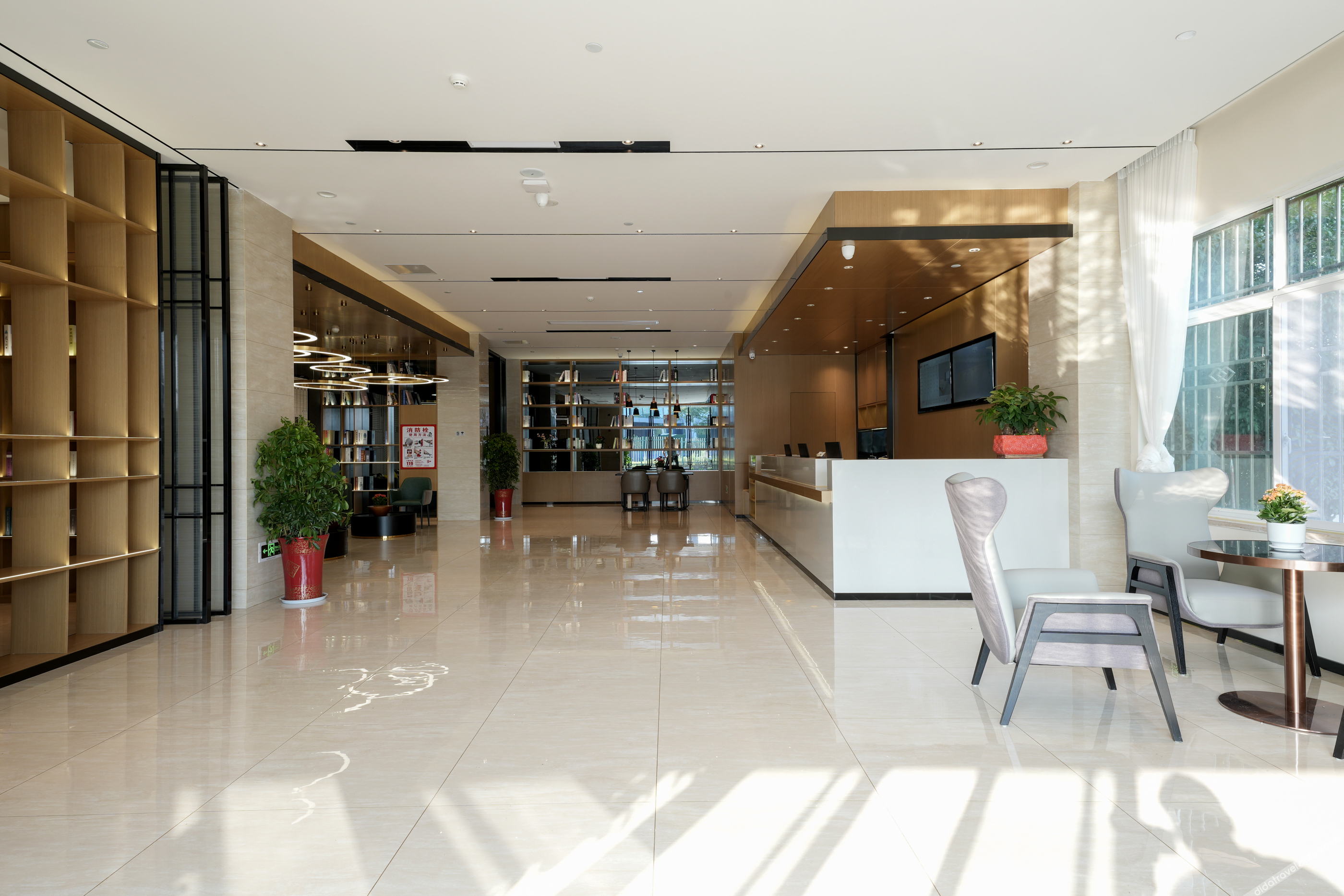 City Comfort Inn Hotel (Wuhan Fozuling Gaoxin Si Road) 2*