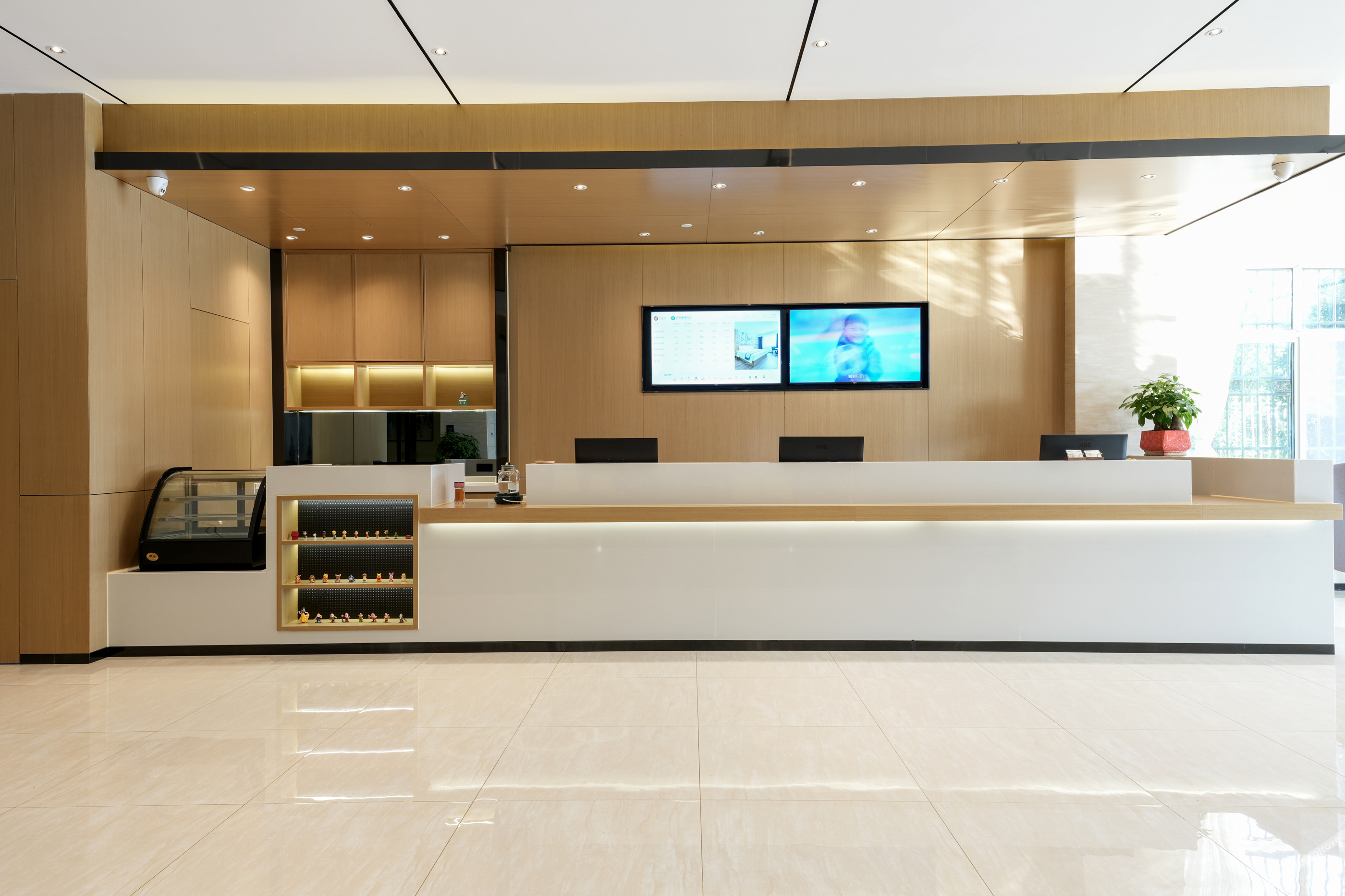 City Comfort Inn Hotel (Wuhan Fozuling Gaoxin Si Road) 2*