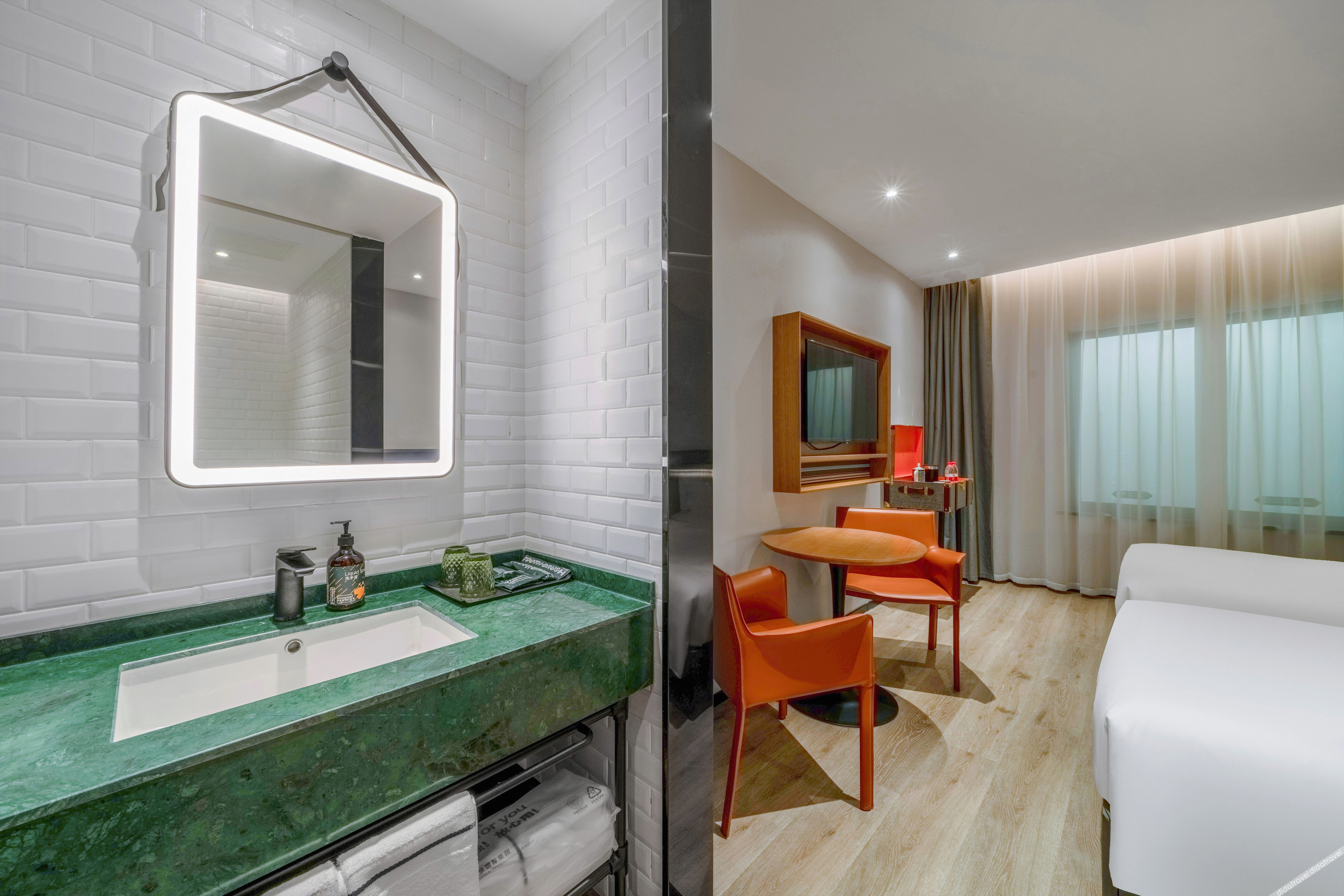 City Comfort Premier Hotel (Nanjing Normal University Xianlin University Town Branch) 2*