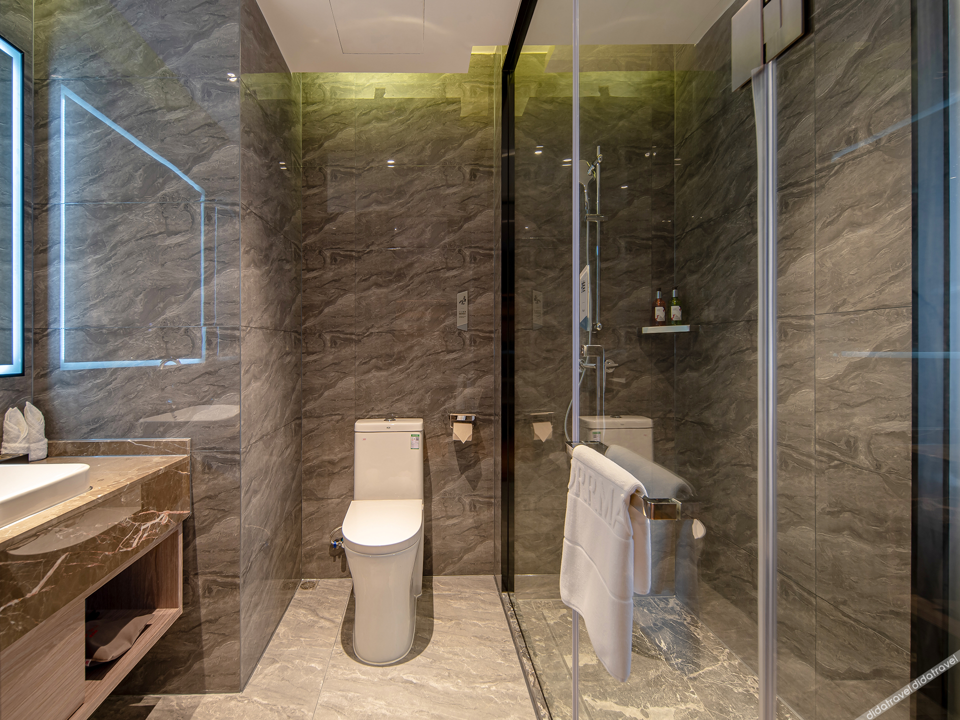 Borrman Hotel (Nanning Wuming) 3*
