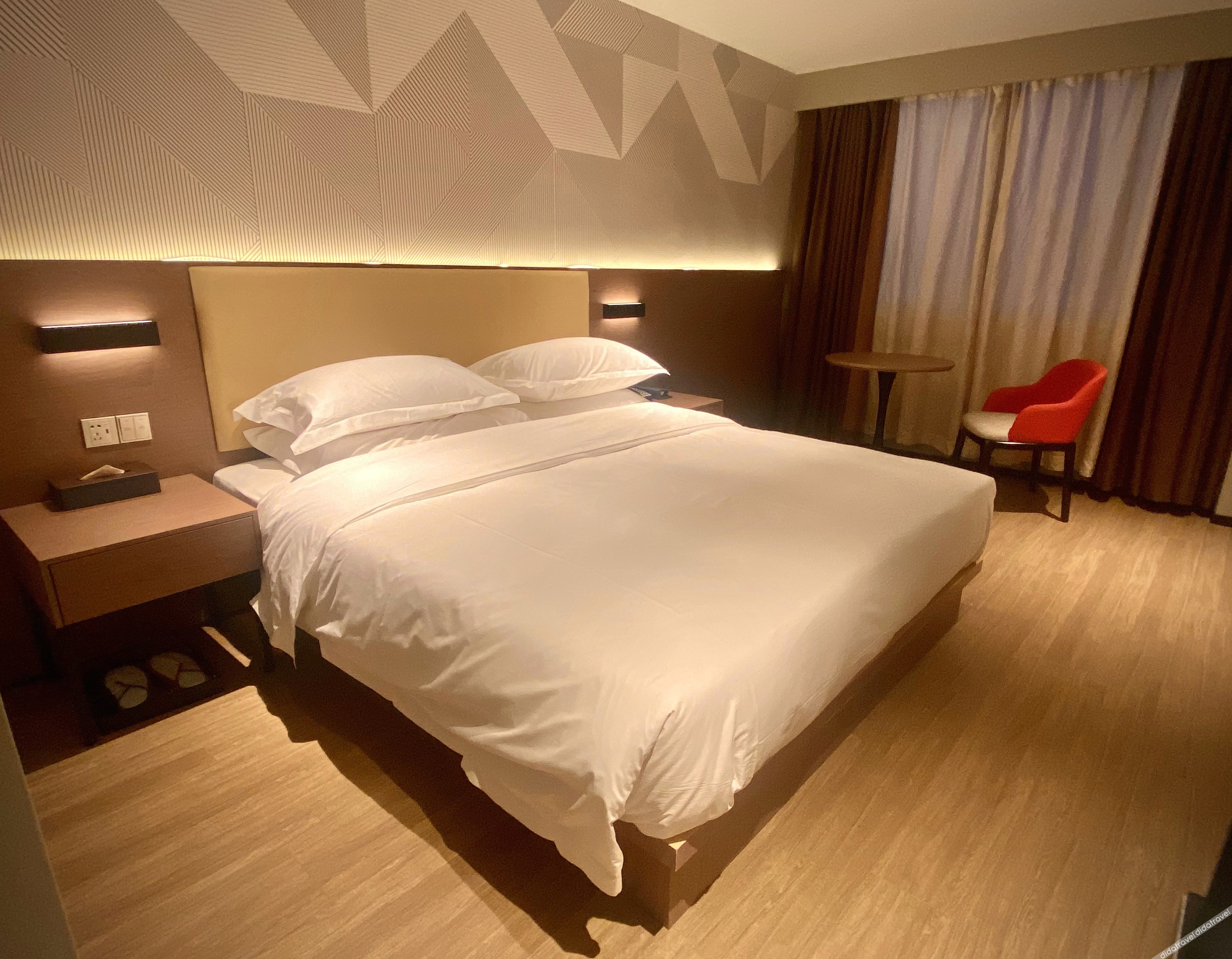 Borrman Hotel (Wuhan Huanghelou Fuxing Road Subway Station) 3*