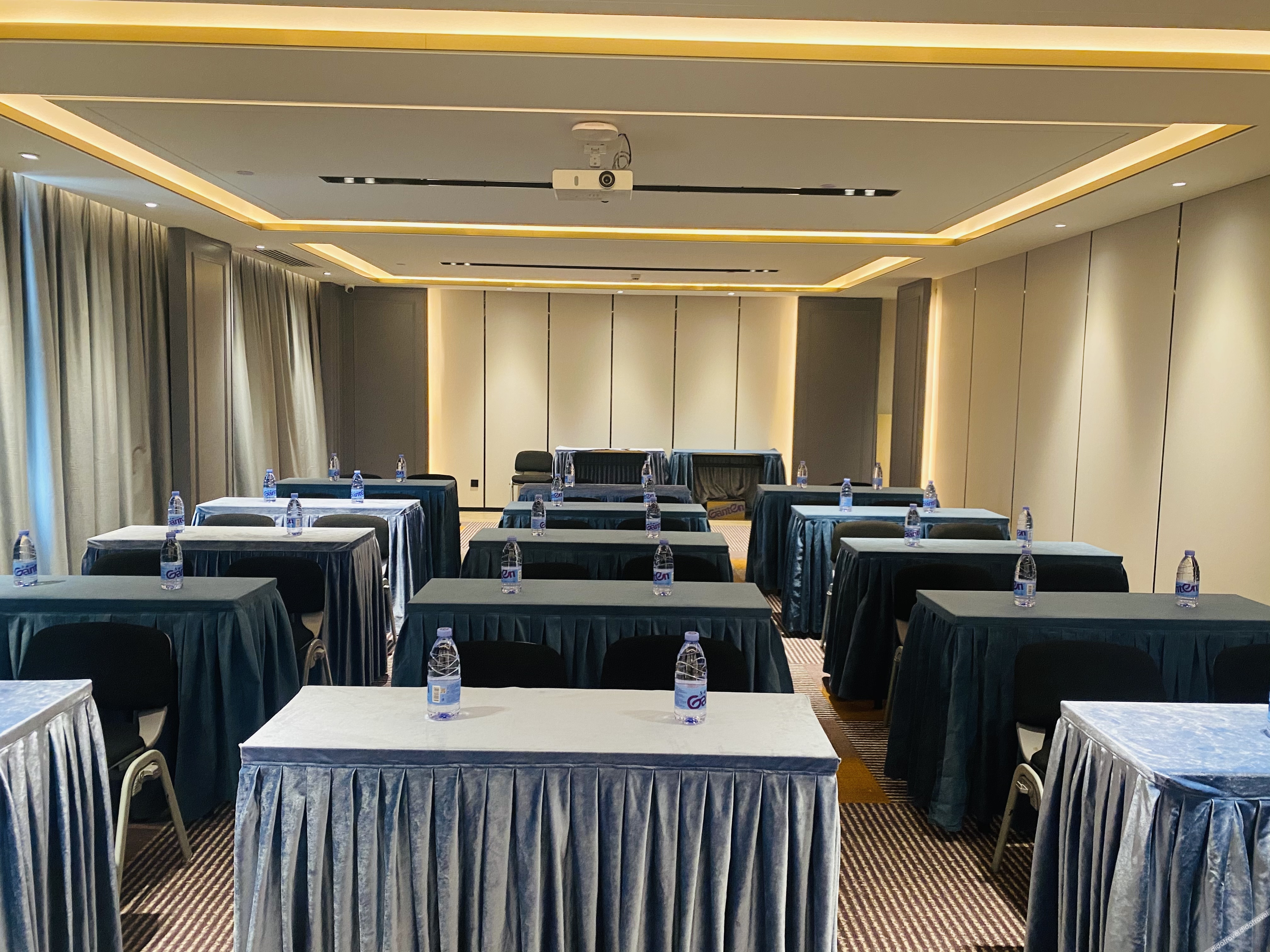 GTComfort Premier Hotel (Nanning Guangxi University Zoo Subway Station) 3*