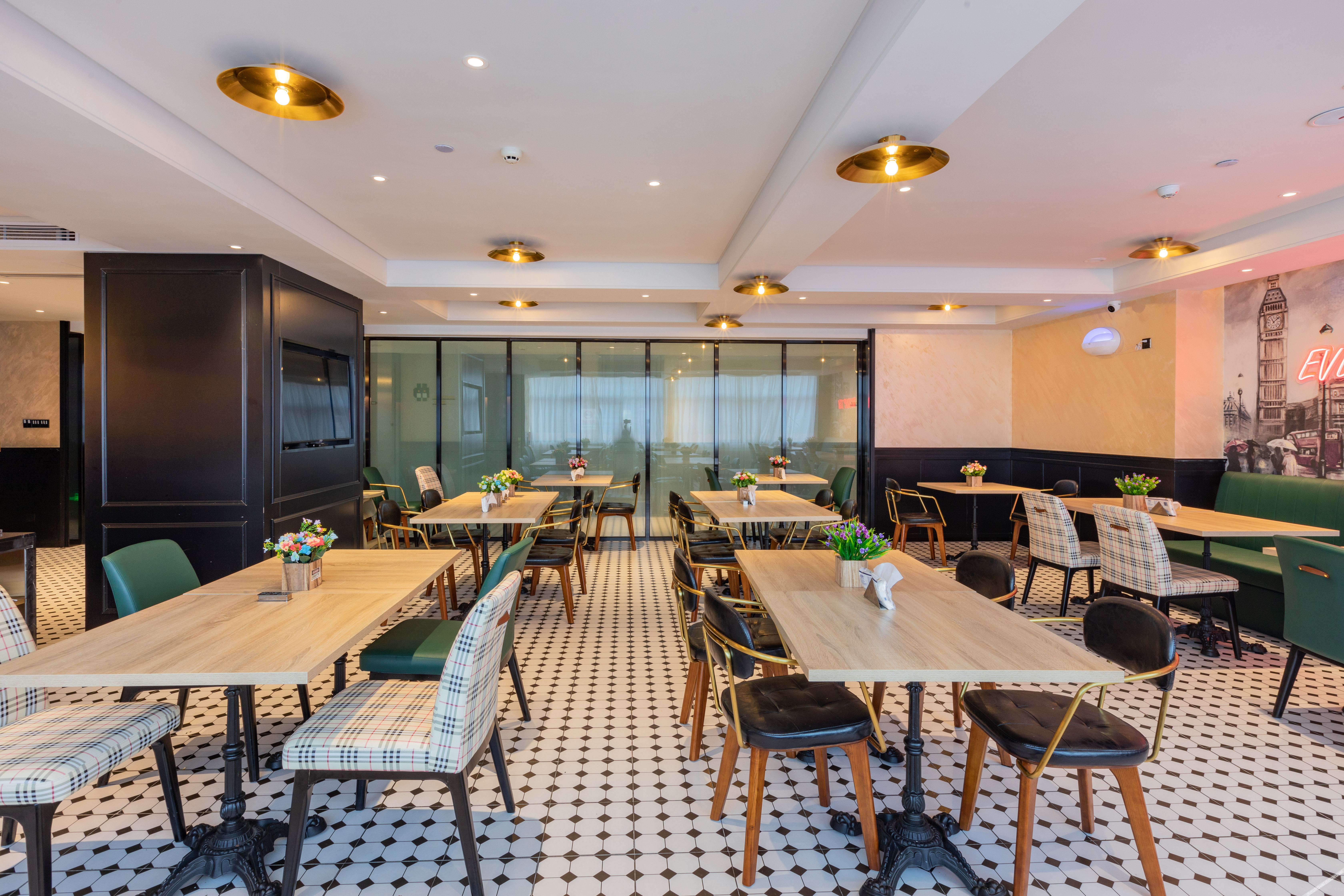 GTComfort Premier Hotel (Nanning Guangxi University Zoo Subway Station) 3*