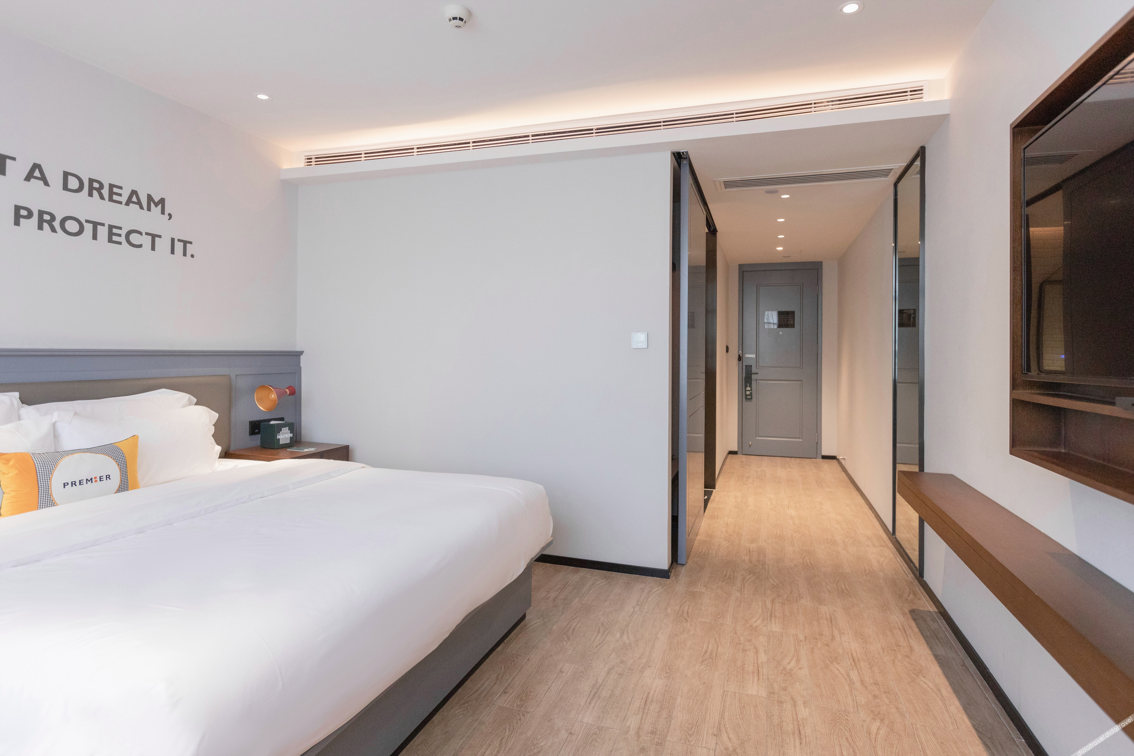 GTComfort Premier Hotel (Nanning Guangxi University Zoo Subway Station) 3*