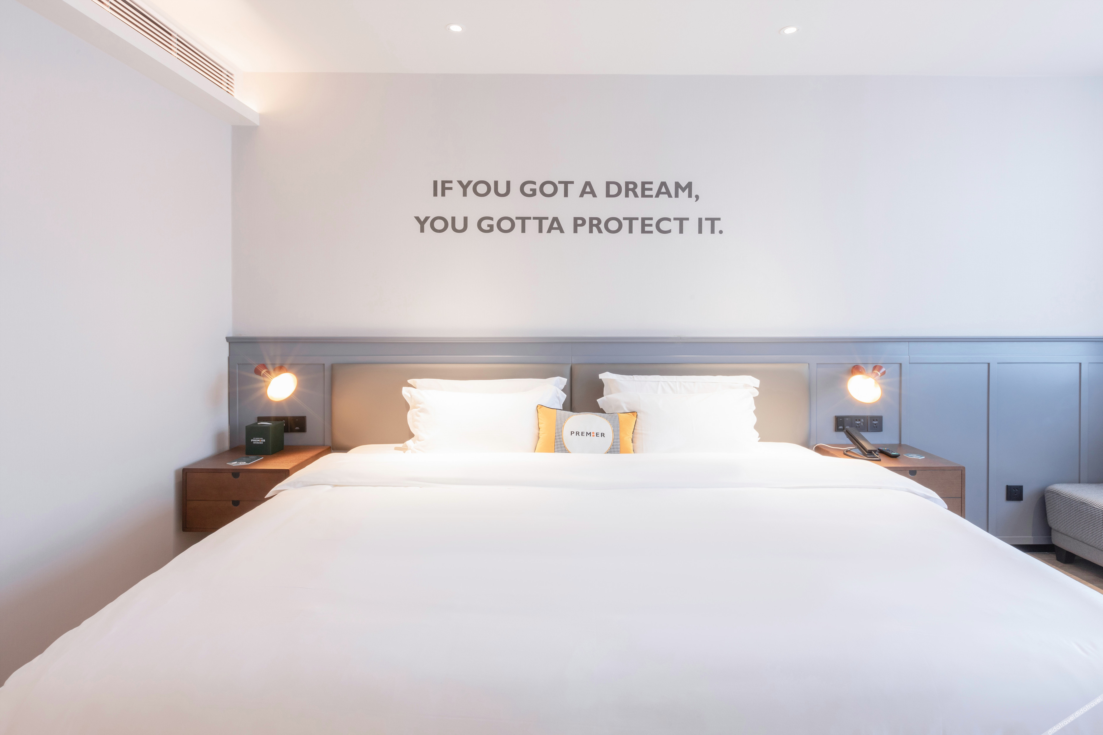 GTComfort Premier Hotel (Nanning Guangxi University Zoo Subway Station) 3*