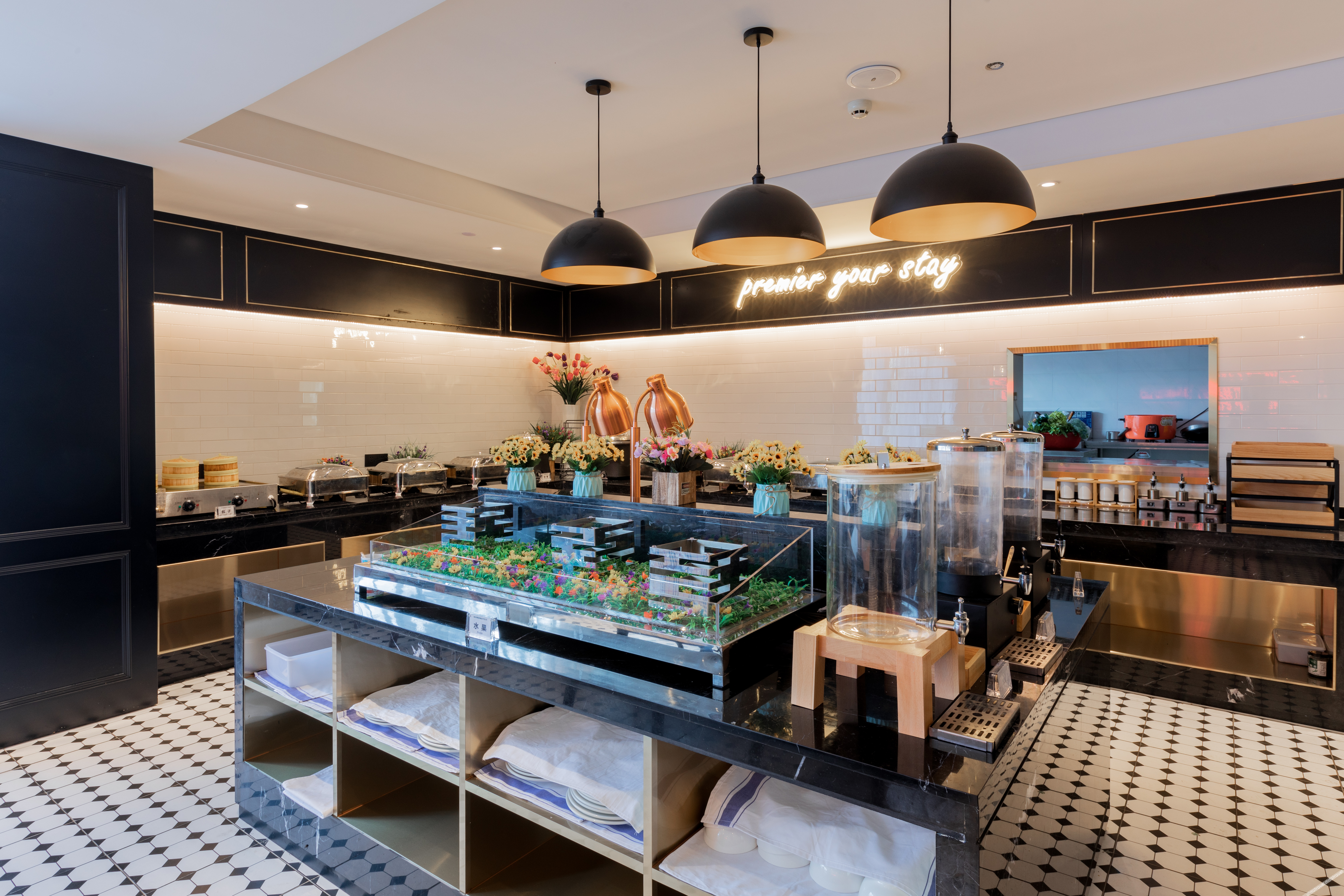 GTComfort Premier Hotel (Nanning Guangxi University Zoo Subway Station) 3*