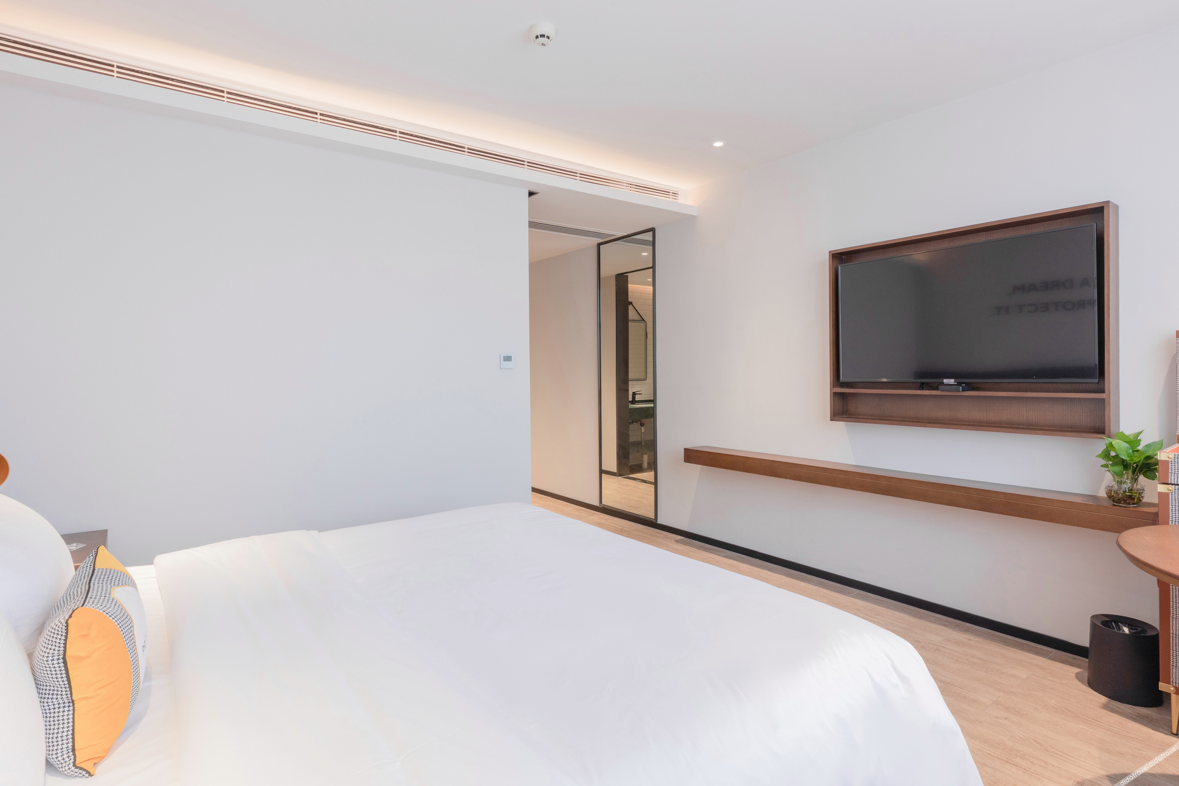 GTComfort Premier Hotel (Nanning Guangxi University Zoo Subway Station) 3*