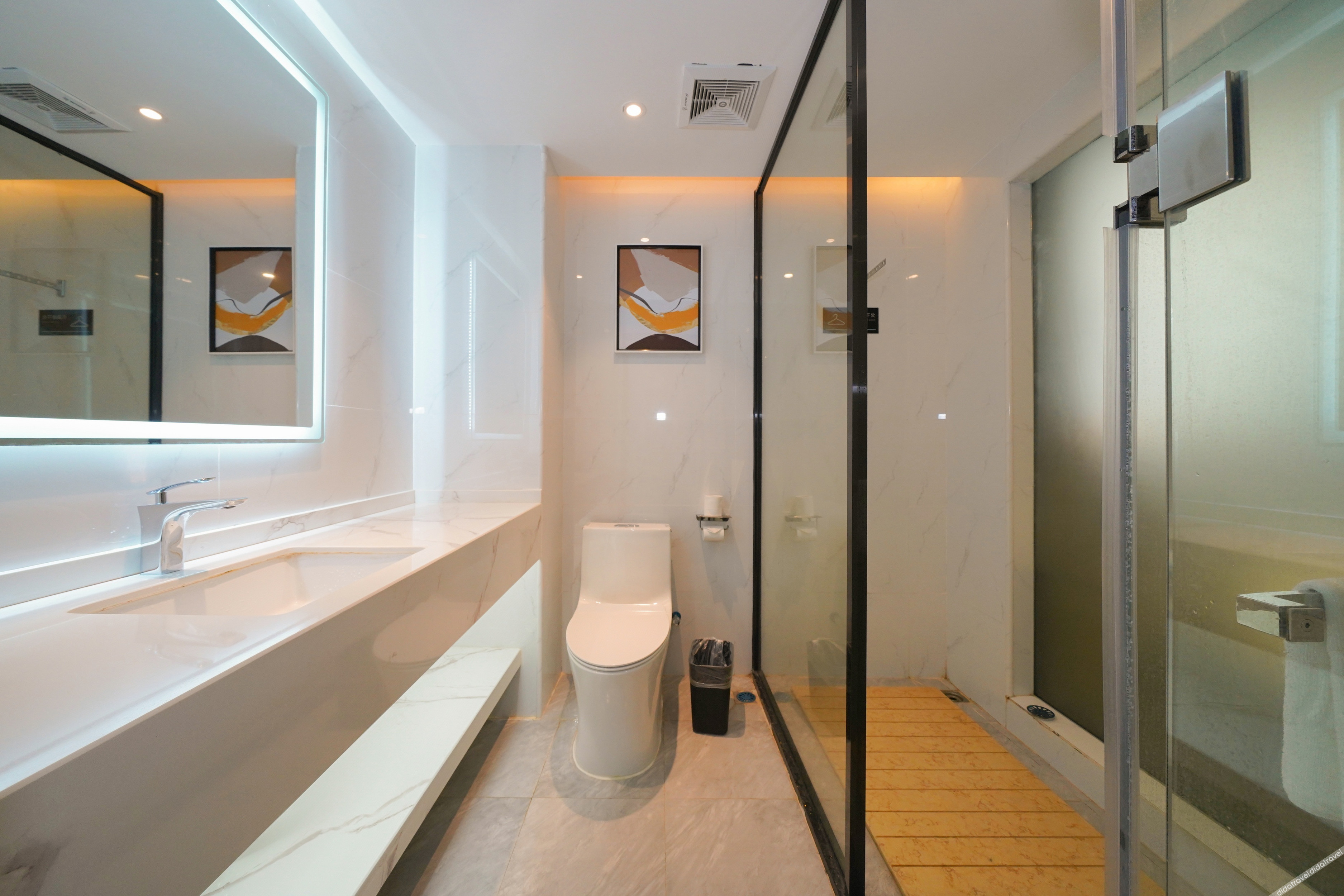 Berman Hotel (Nanning Anji Xijin Metro Station) 3*