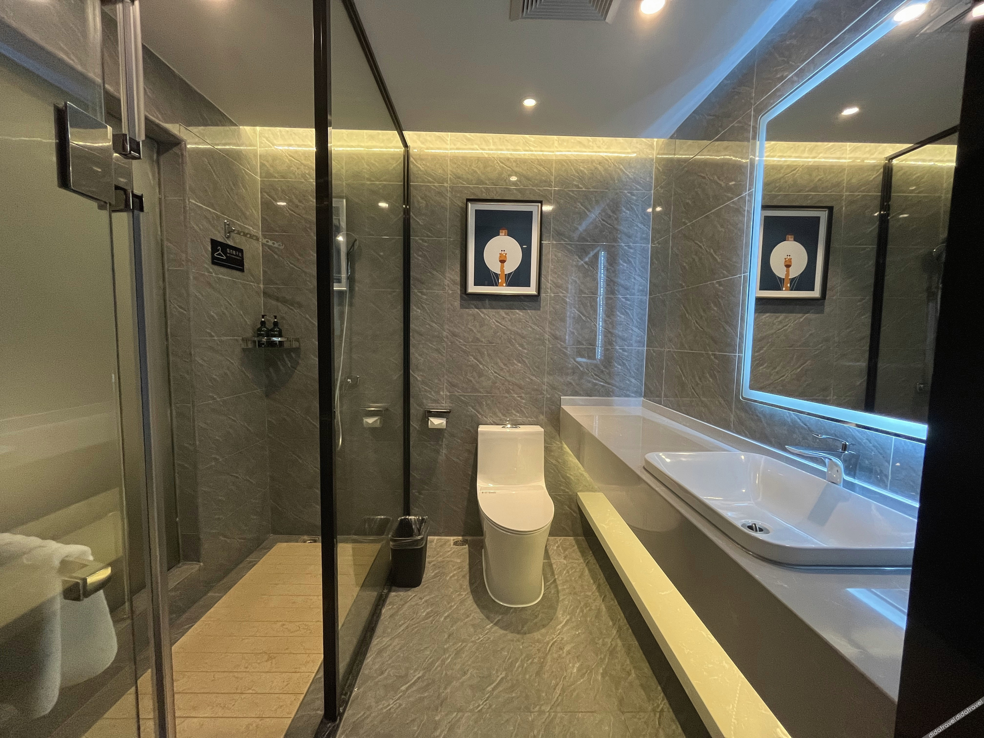 Berman Hotel (Nanning Anji Xijin Metro Station) 3*